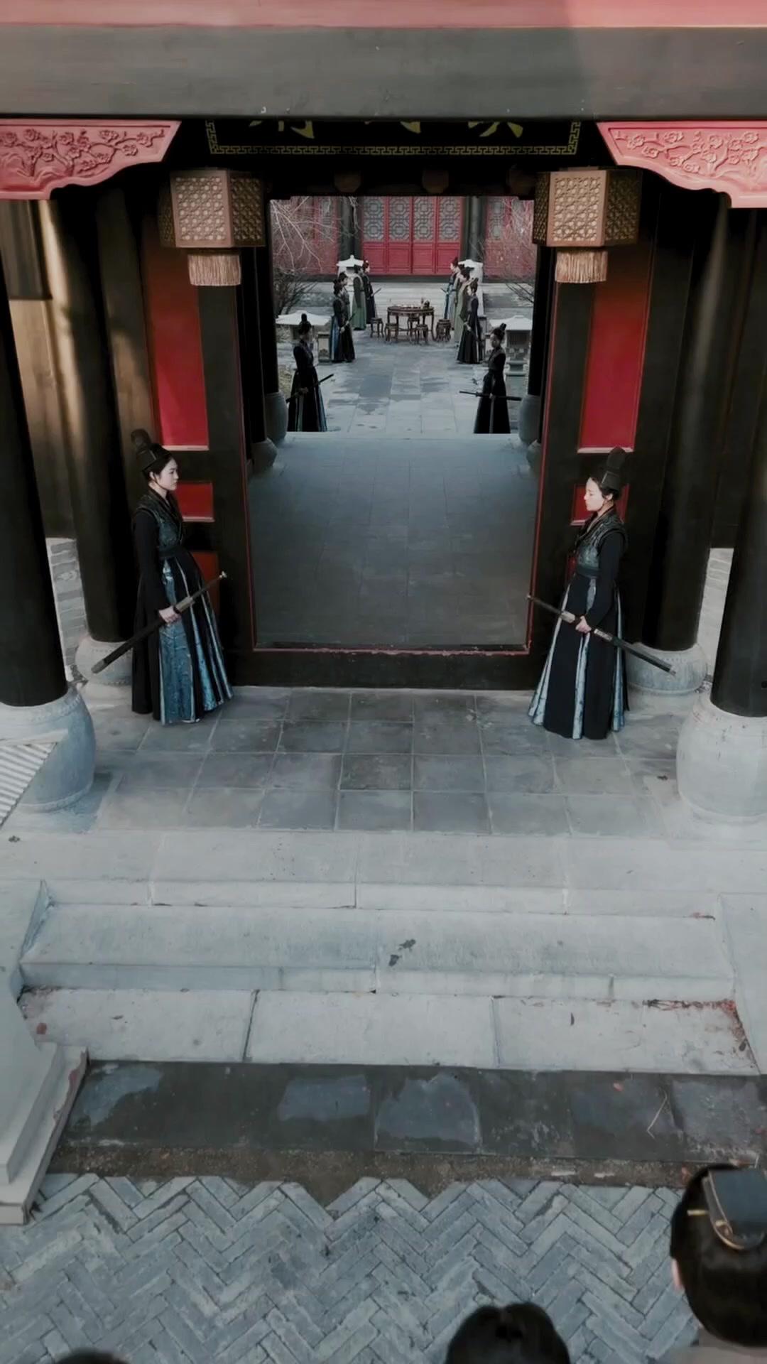 打破規則的男人