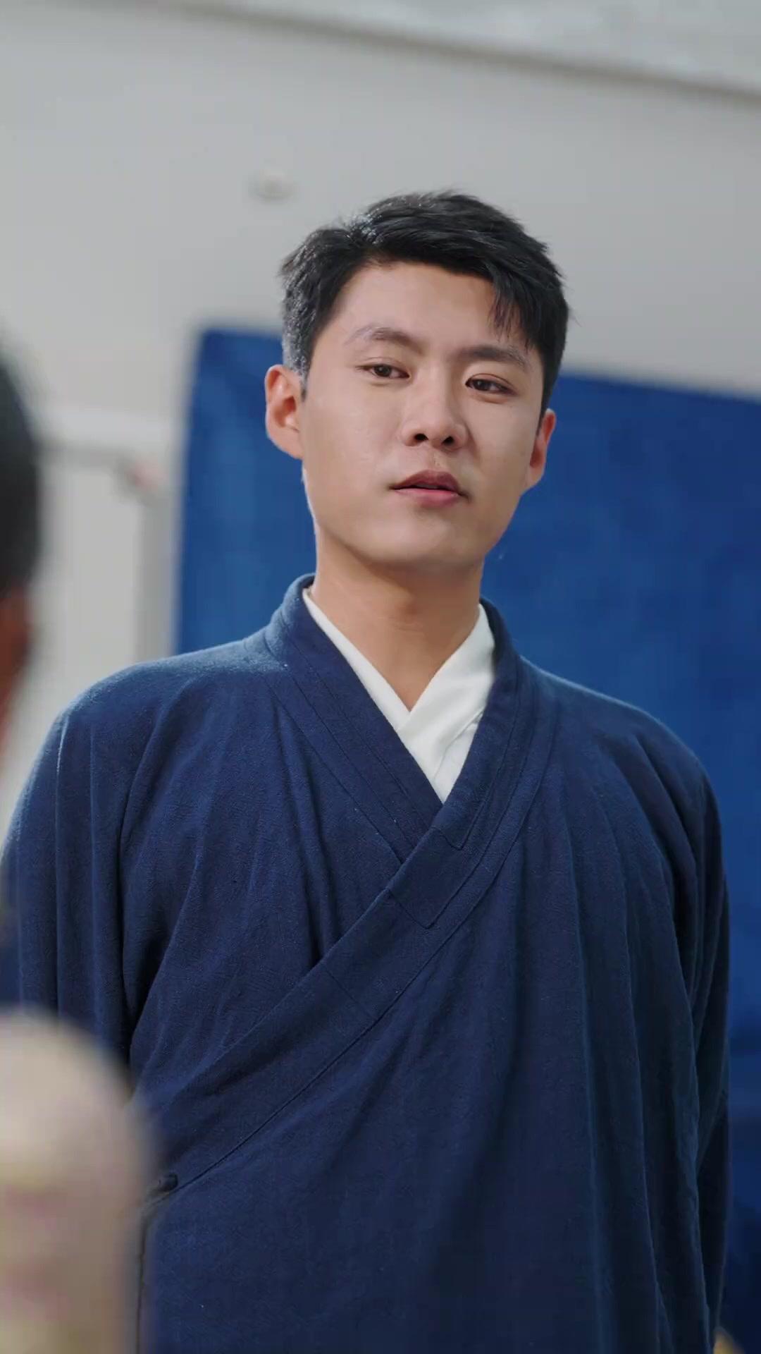 طلبتم عودتي… فهل ندمتم؟