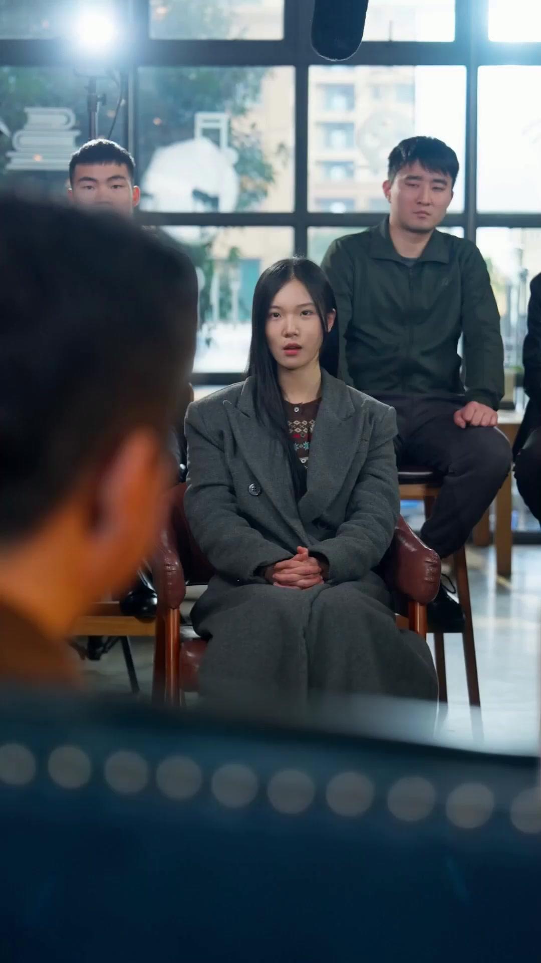 Tay Thần Cải Mệnh