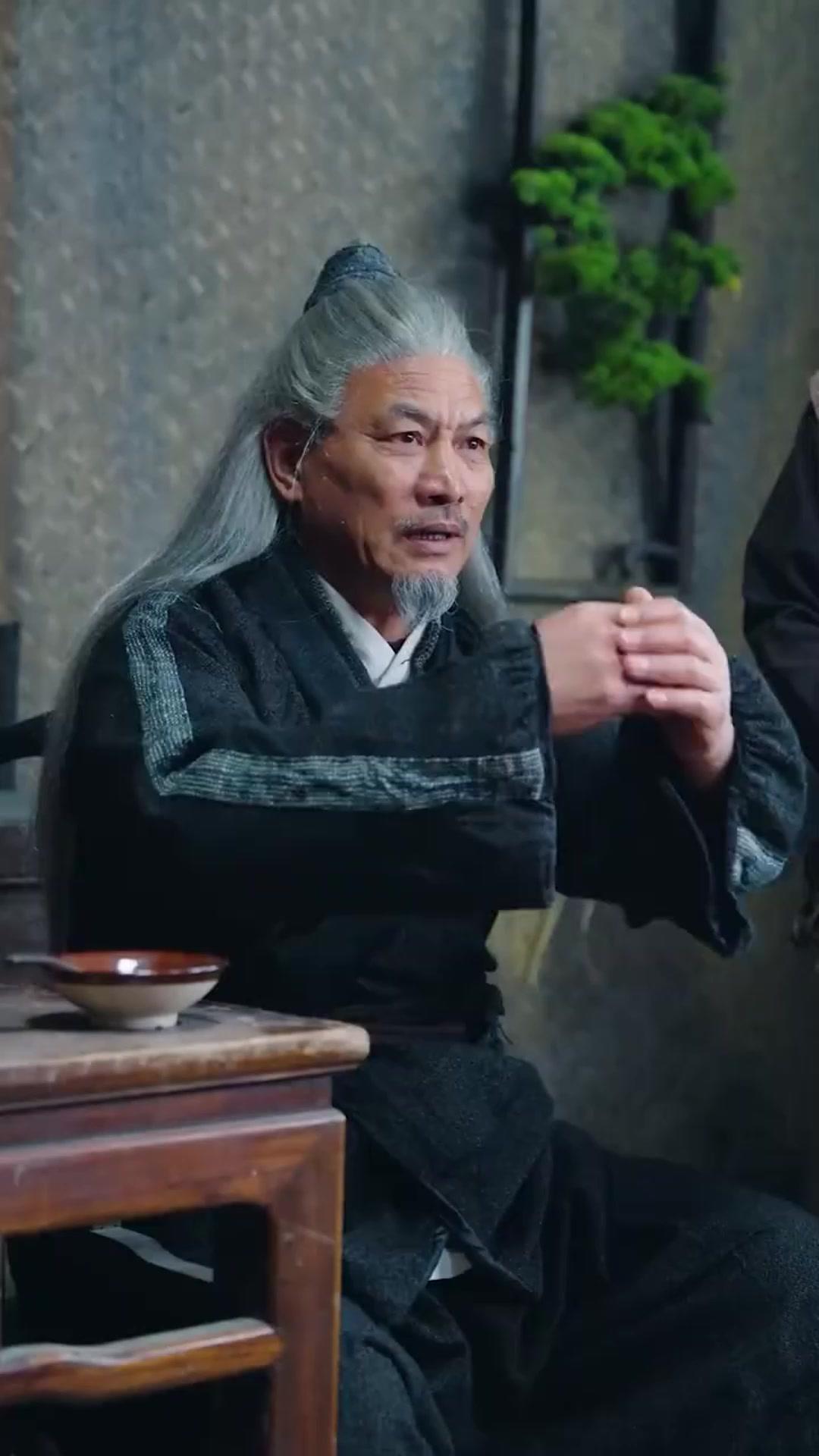 青山は依然として