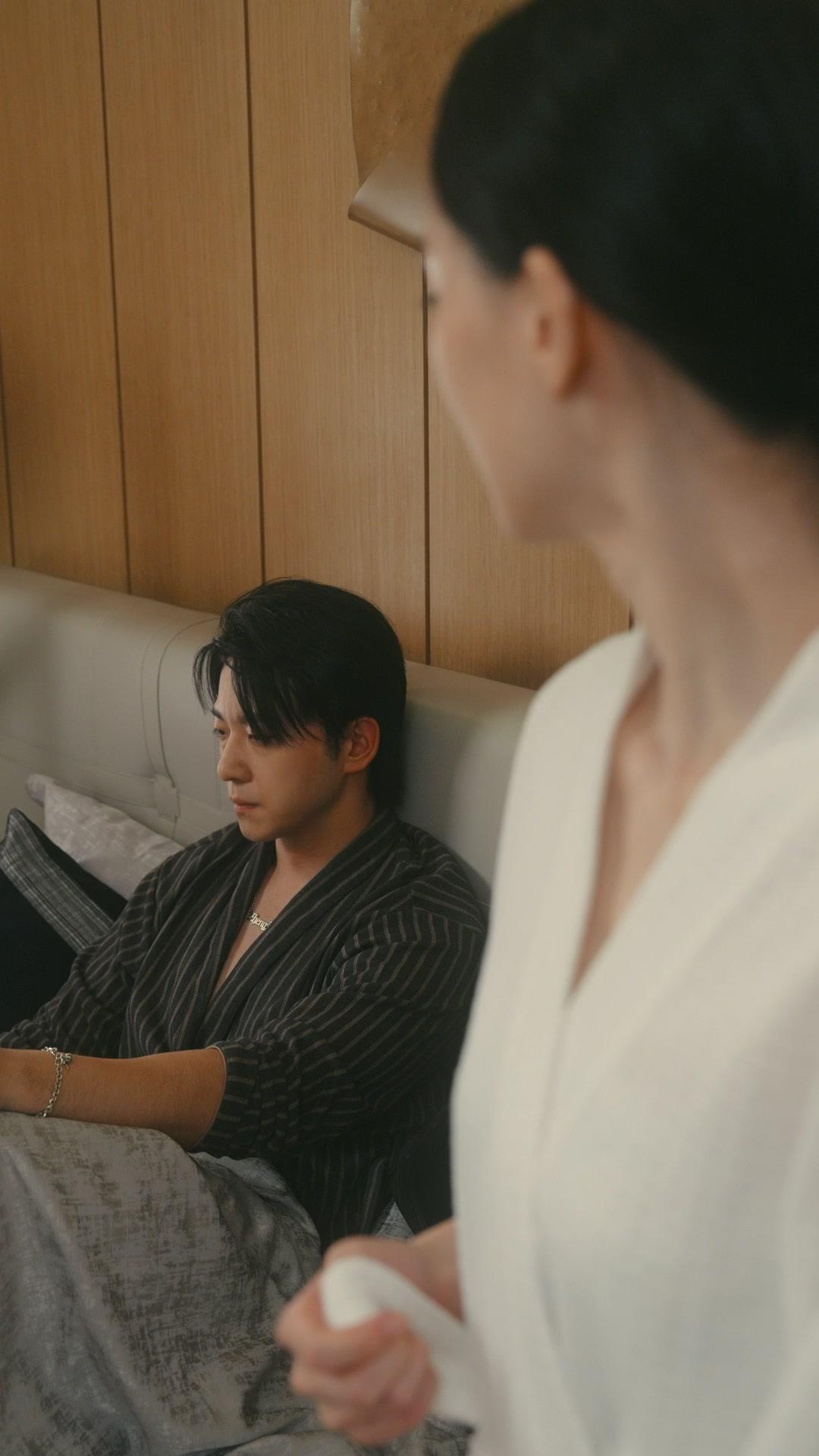 Her Boss, His Rival, Their Baby