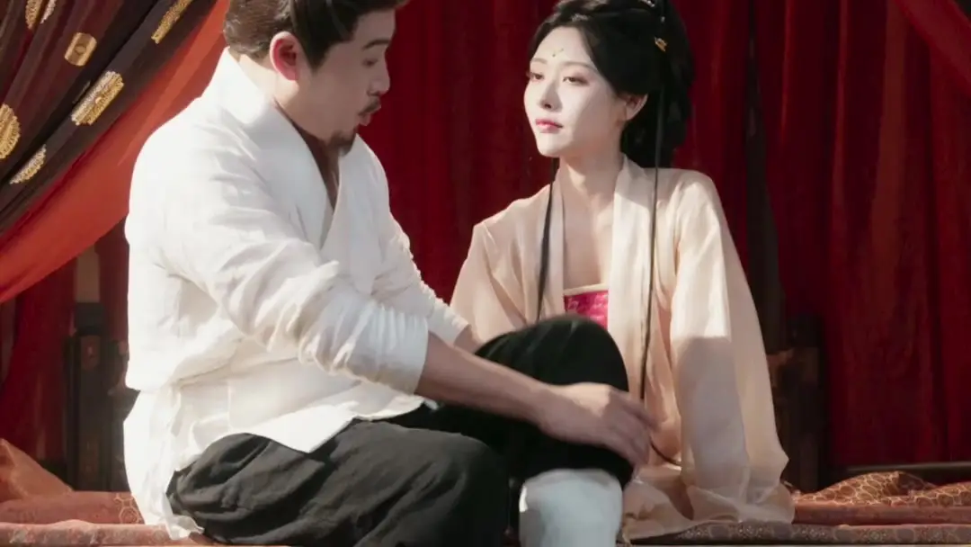 Dua Kuasa Menjadi Satu: Ketika Li Wei dan Su Lian Berbagi Napas di Balik Tirai Merah