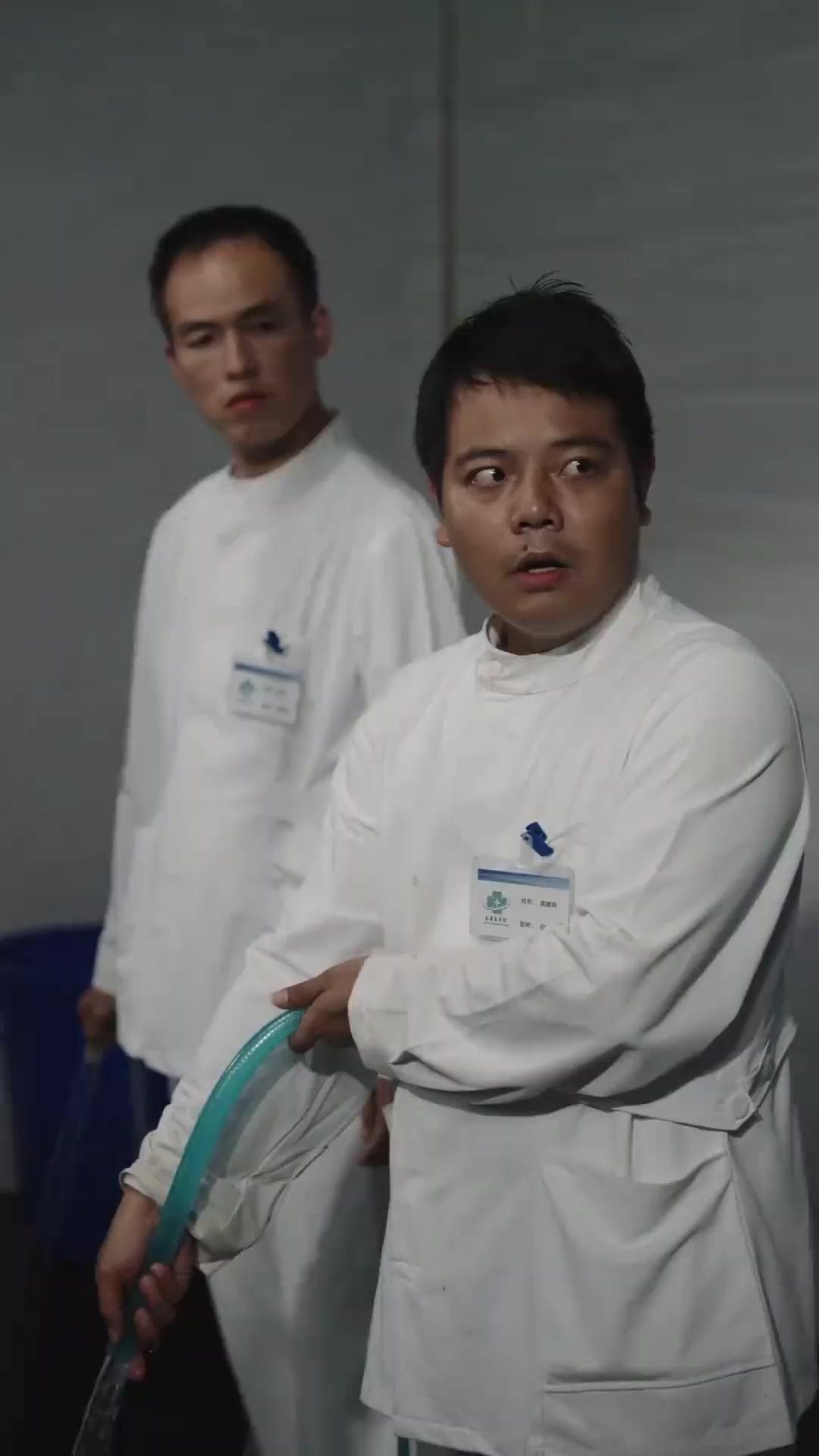 (พากย์เสียง) ความมืดใต้ดวงอาทิตย์