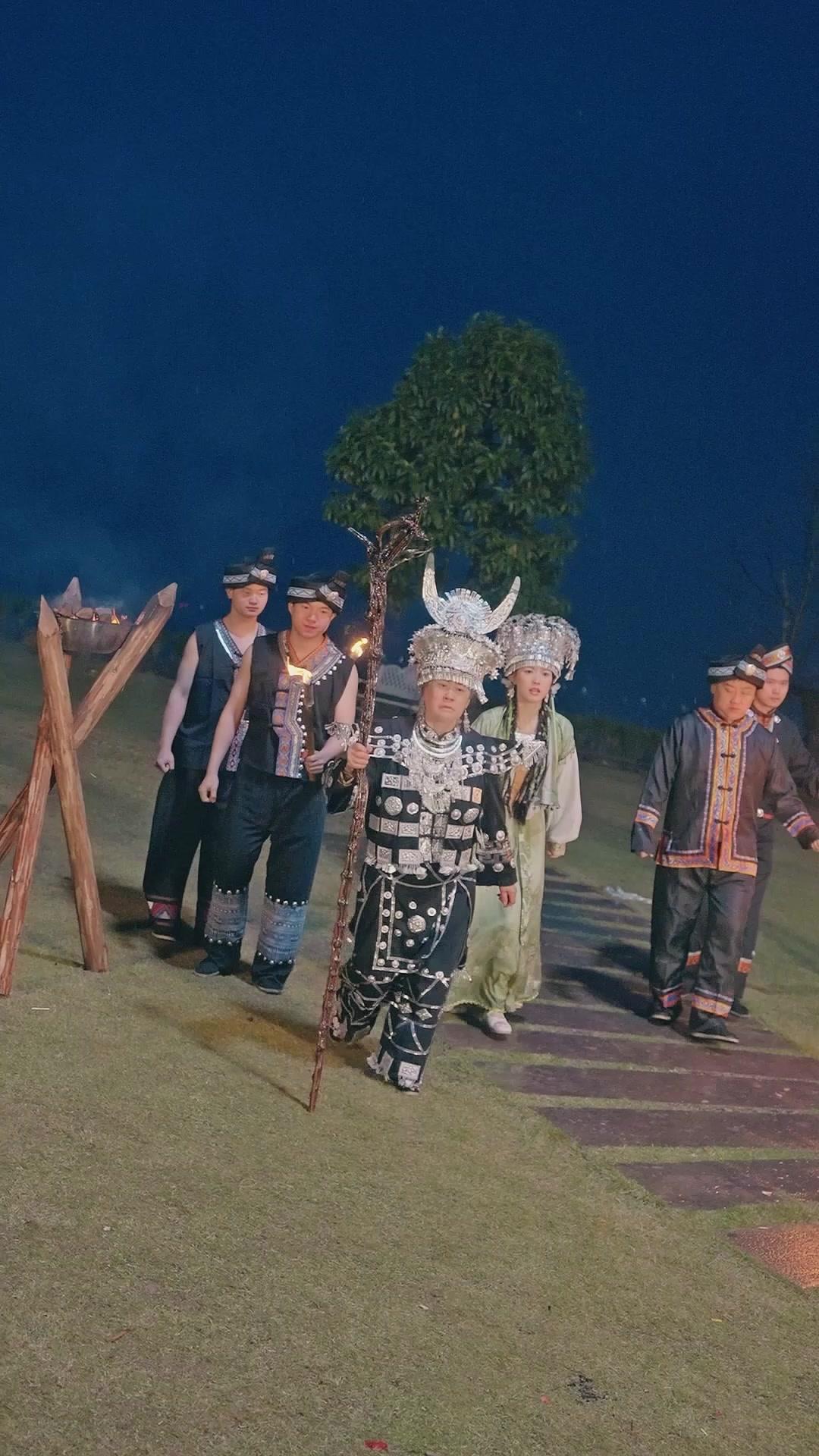 LES CENDRES DE MYAVILLE