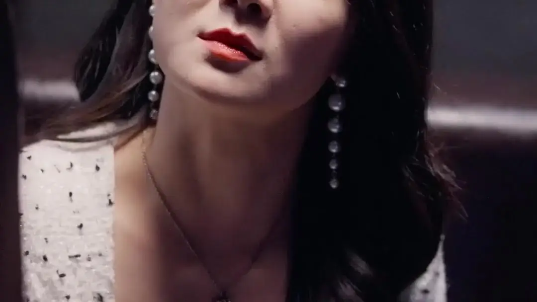 Just Divorce, We'd Love to Marry You: When the Laugh Turns Into a Weapon