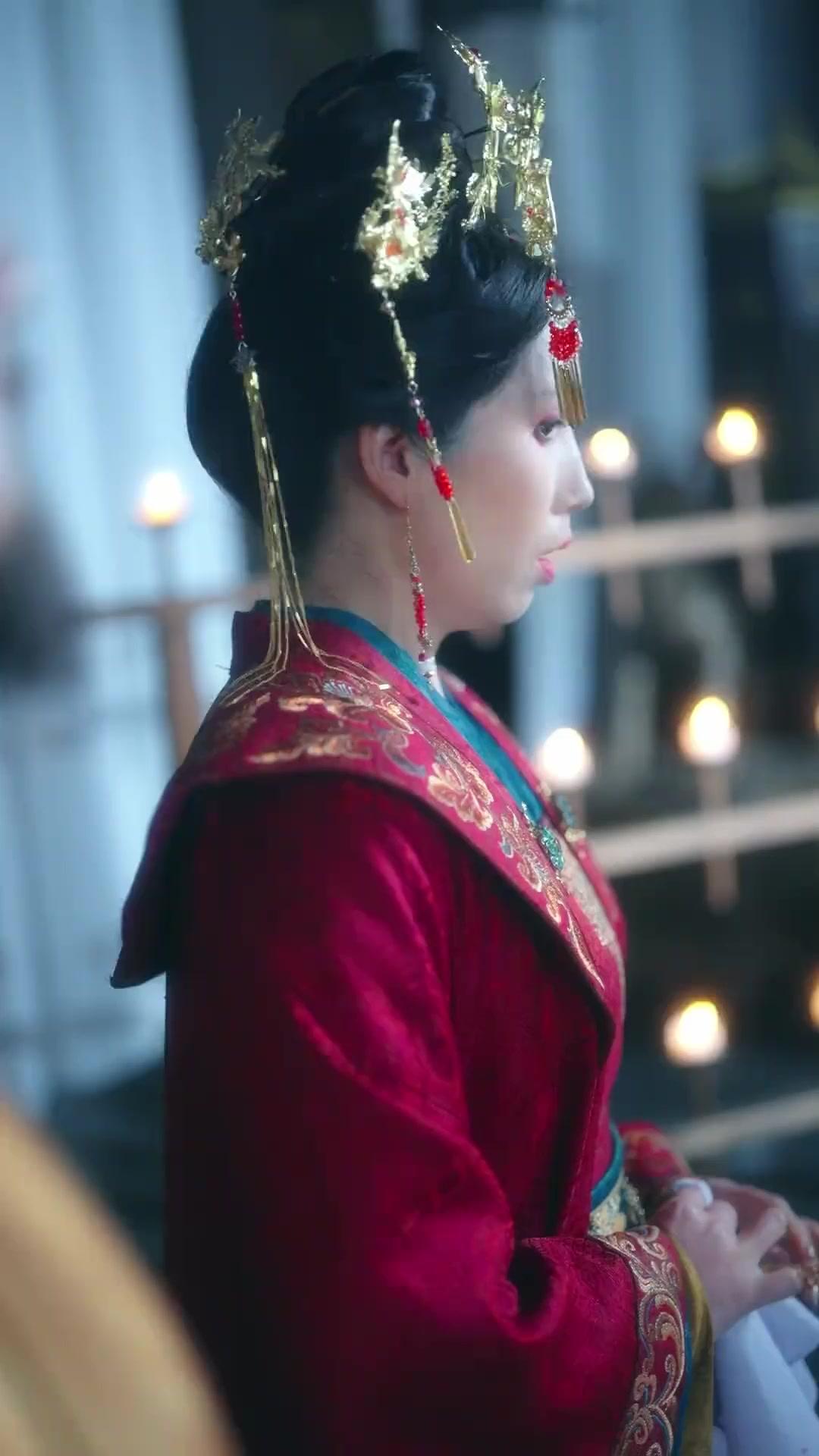 Sang Putri Ahli Merebut Takhta