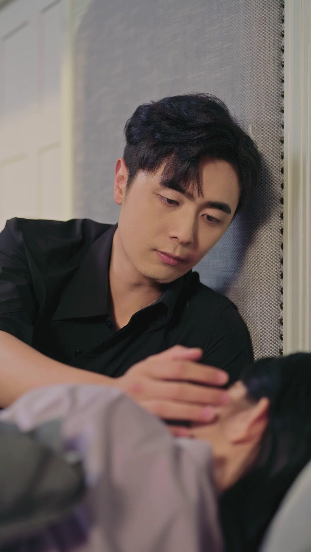 Salah Cinta Sepuluh Tahun