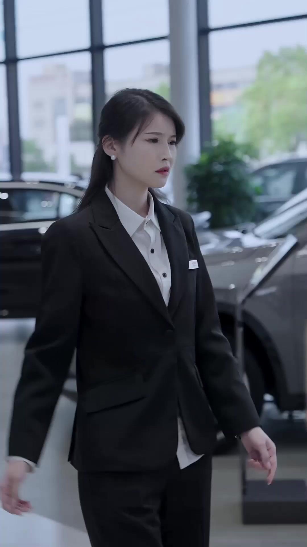 我為美女花錢，我錢包更滿