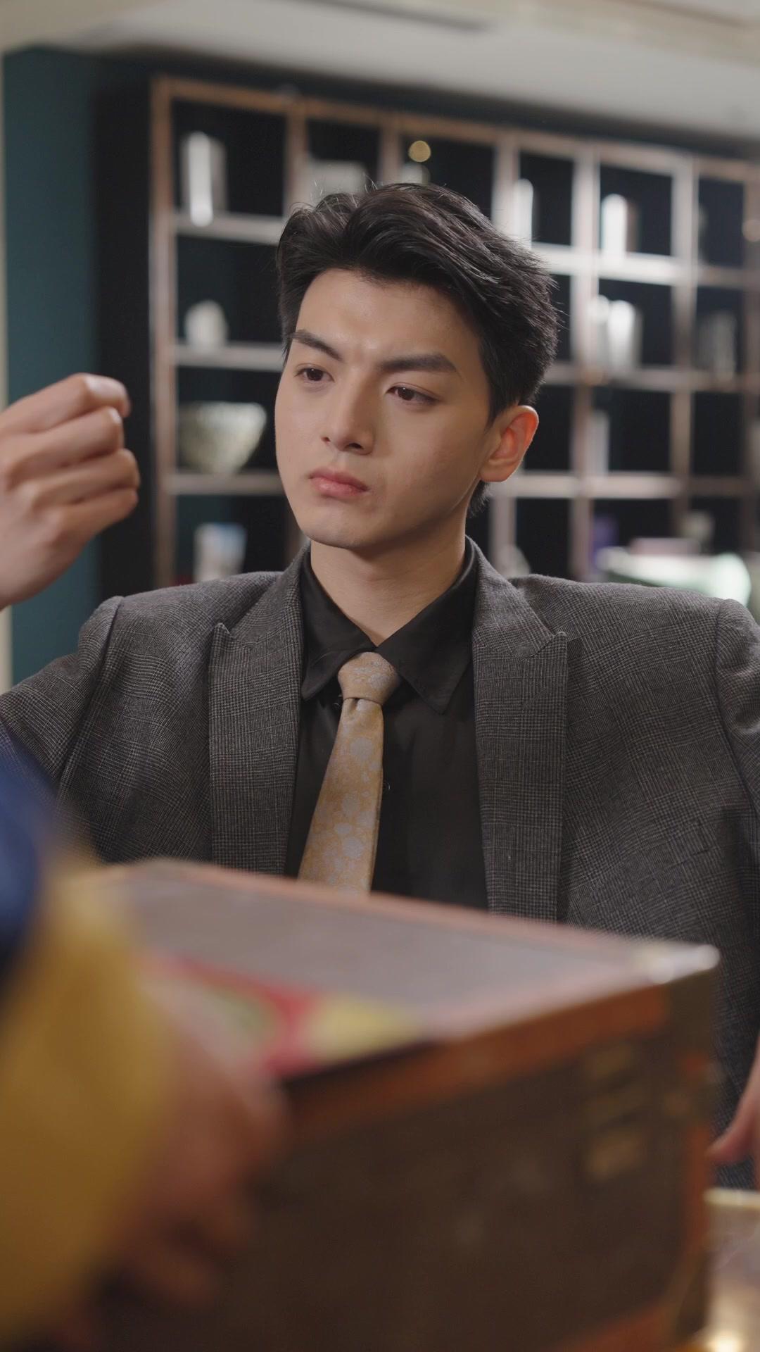 الحب جاء بالخطأ