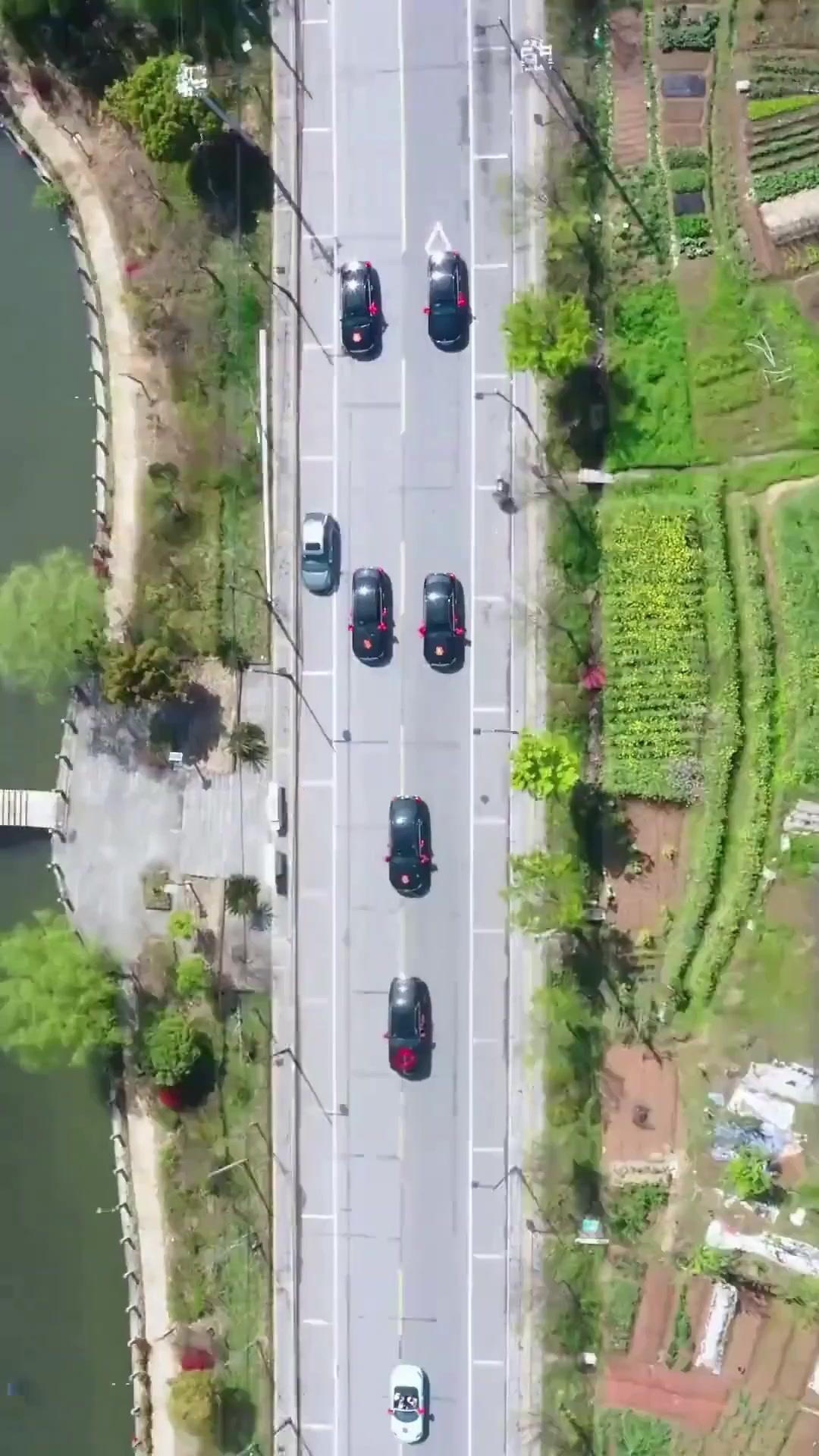 (Lồng tiếng) Chi Tiền Cho Gái