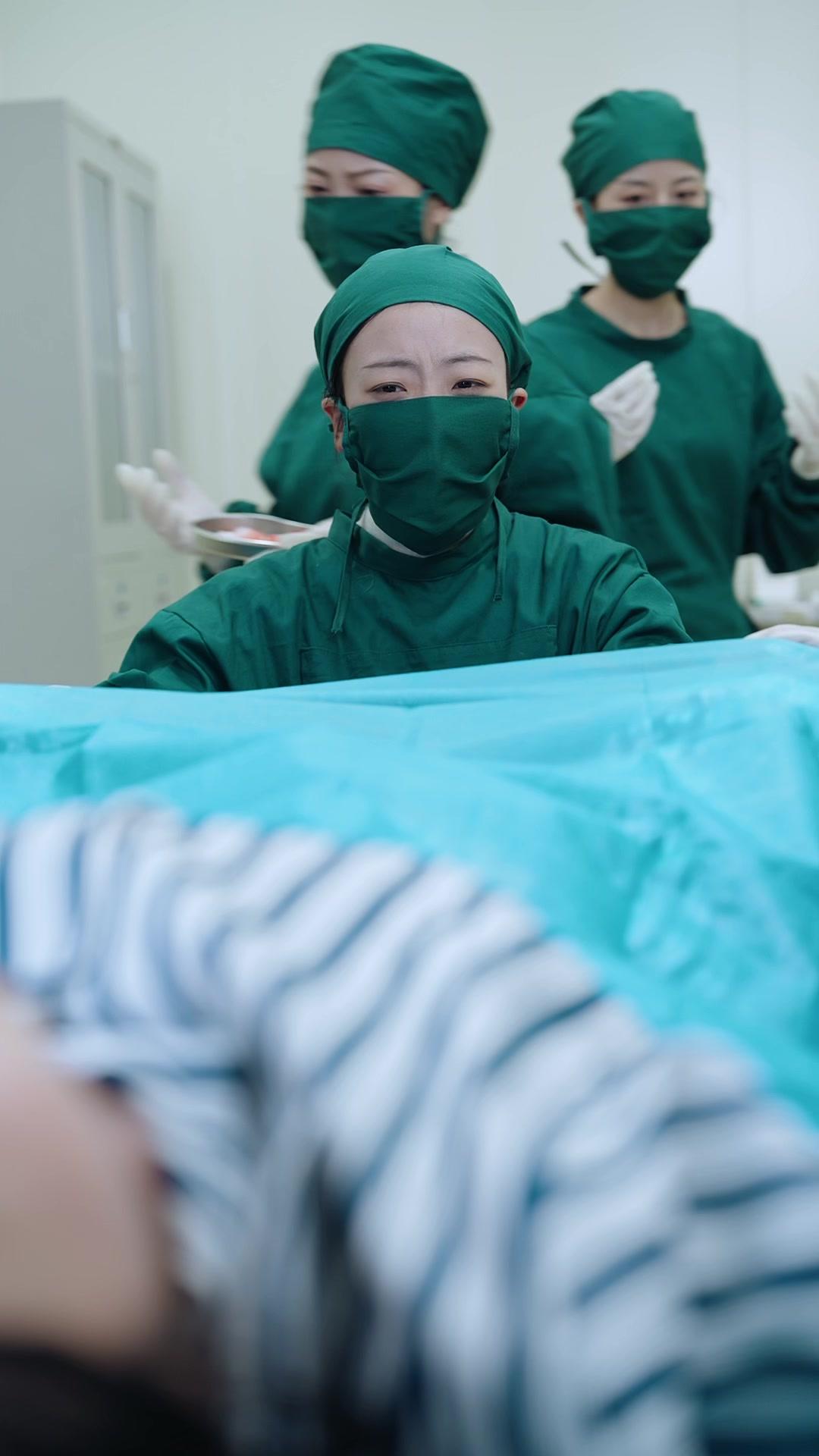 Die perfekte Lüge vor der Geburt