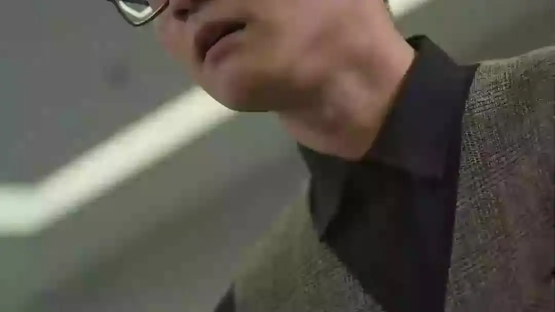 When Qipao Meets Corporate Drama