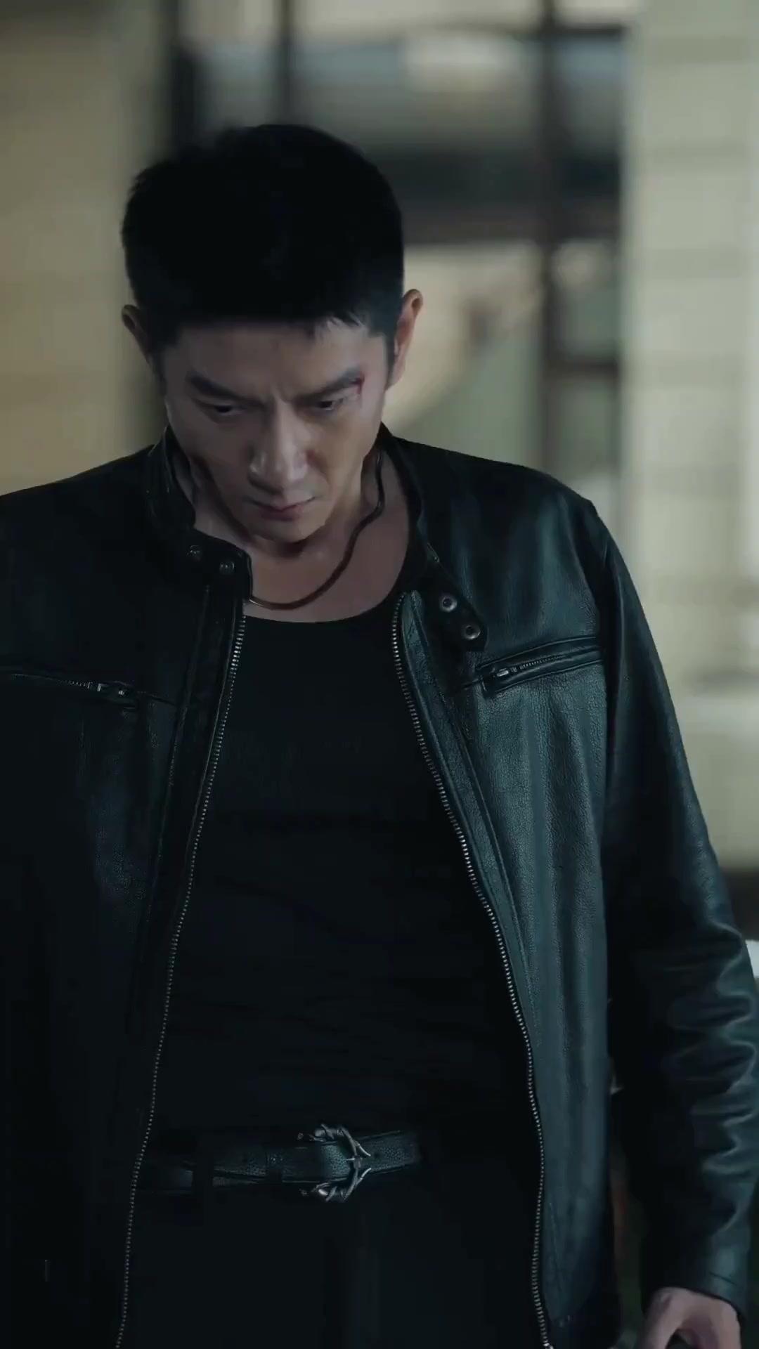 (Dubbed) One Man vs. The Underworld