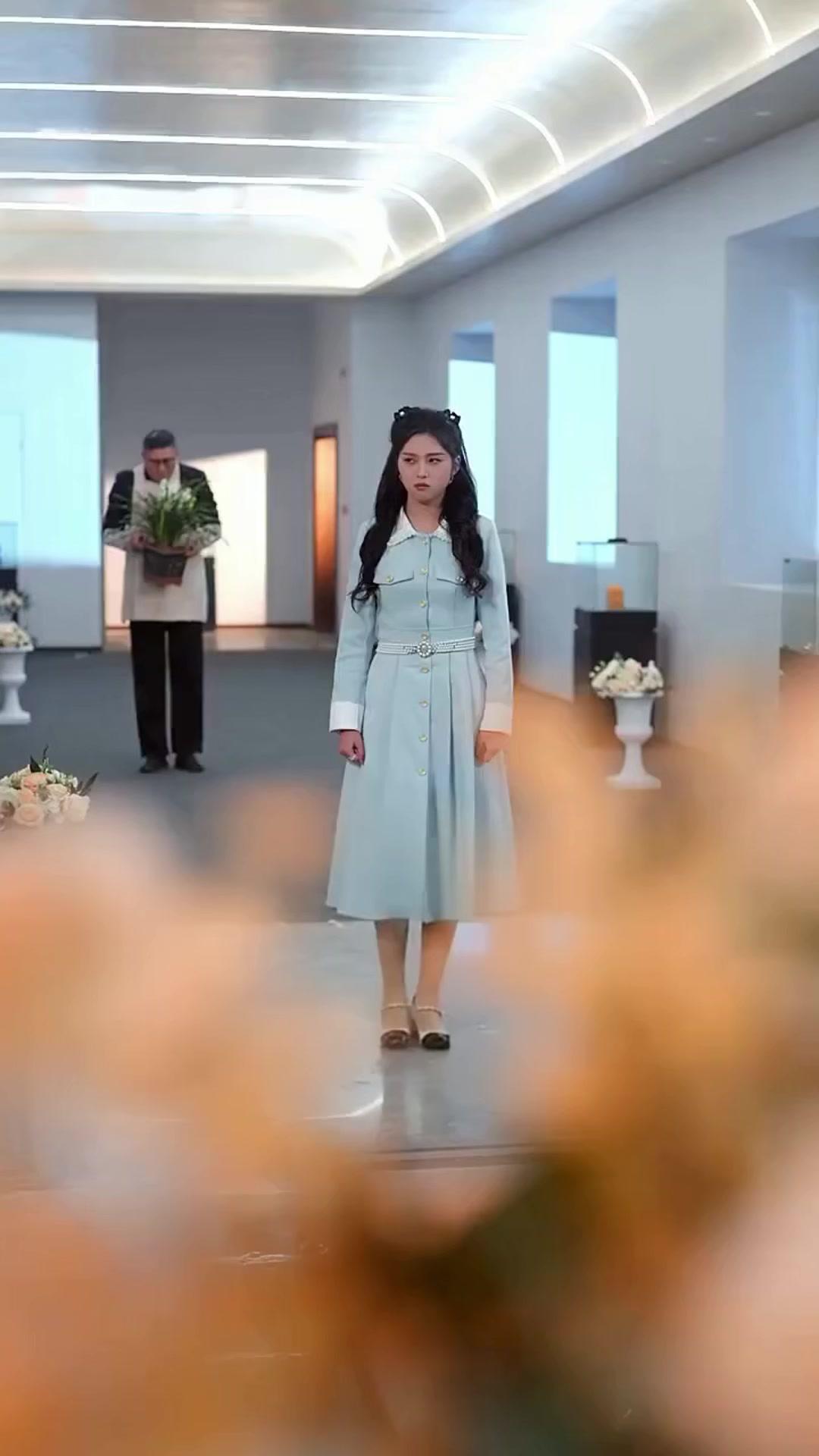 มหาเศรษฐีลึกลับหนุนหลังฉัน