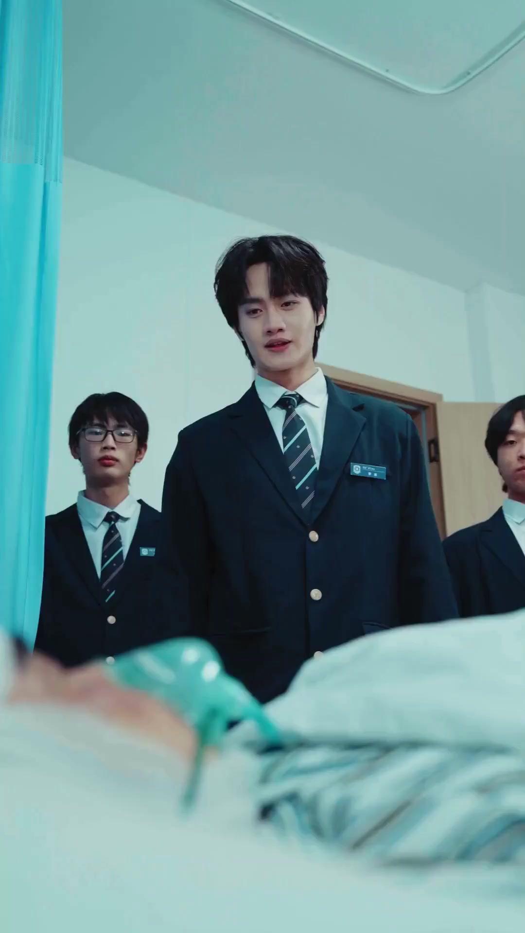 (Dubbed) New Kid? He's a Mafia Heir!