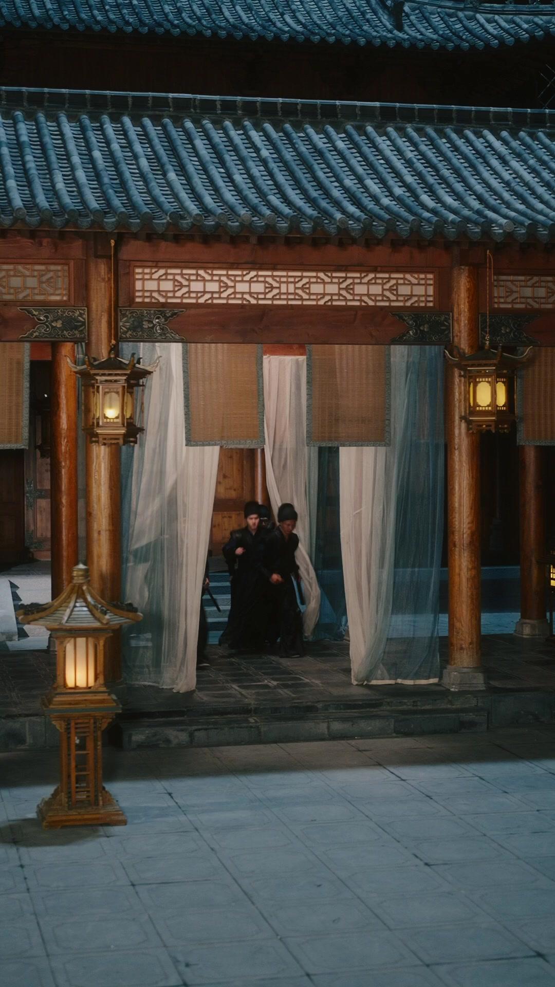 ¡Maté al emperador que levanté!