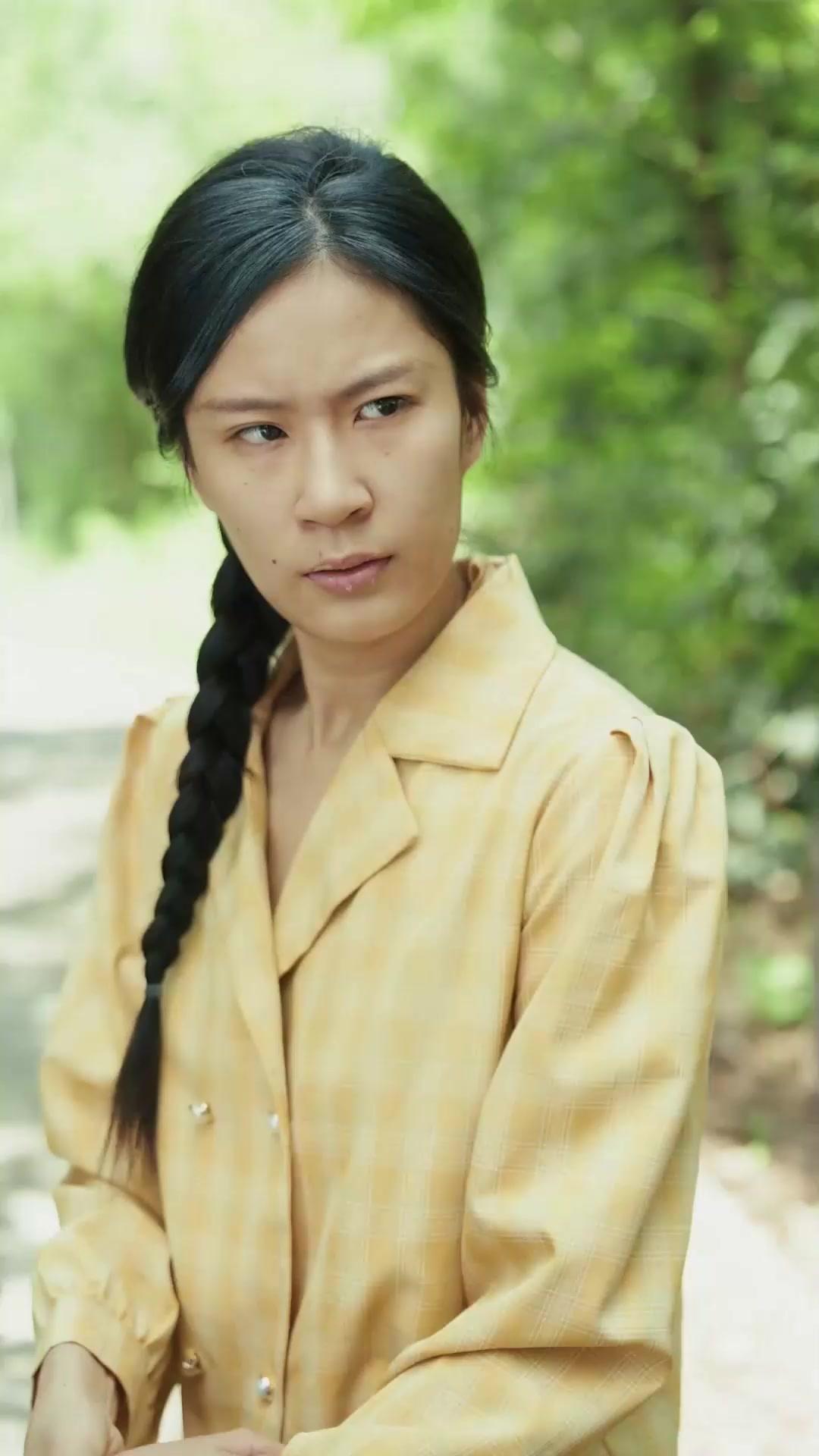 La pequeña criada es mi hija