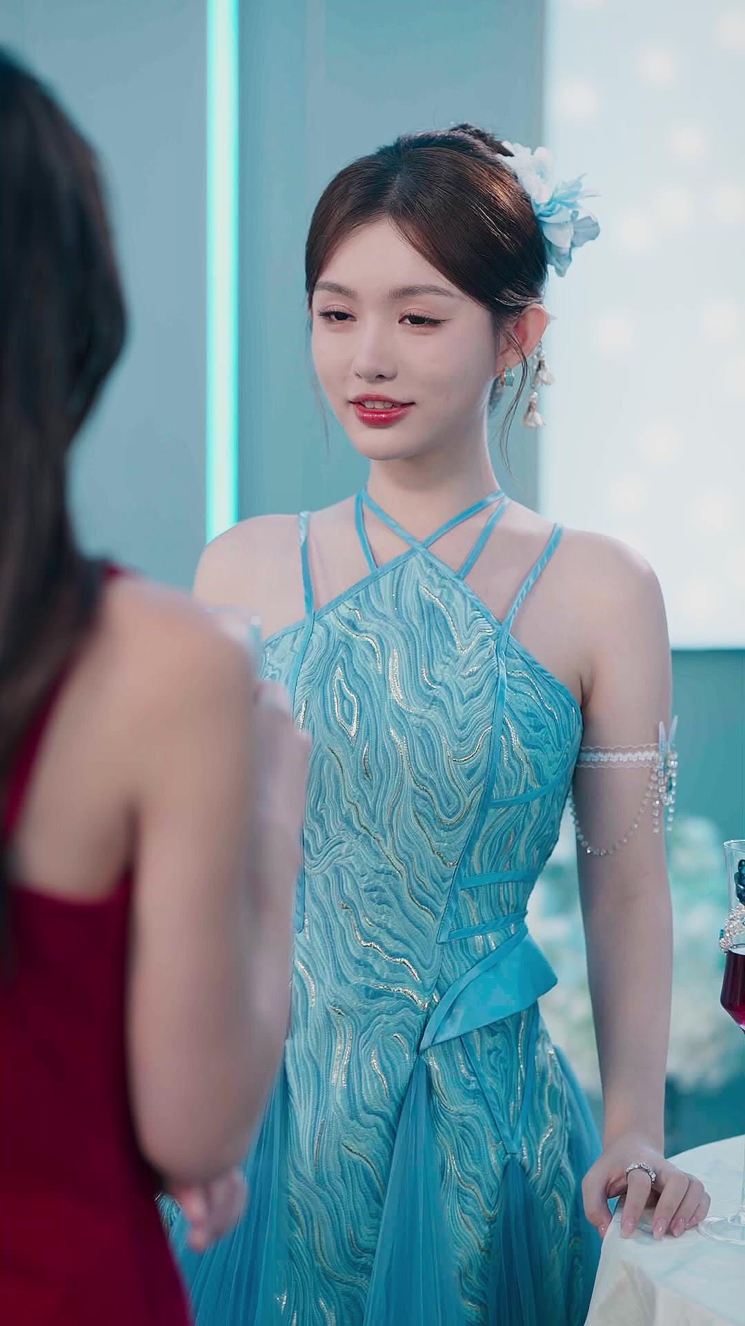 Tiga Hati, Dua Ikatan