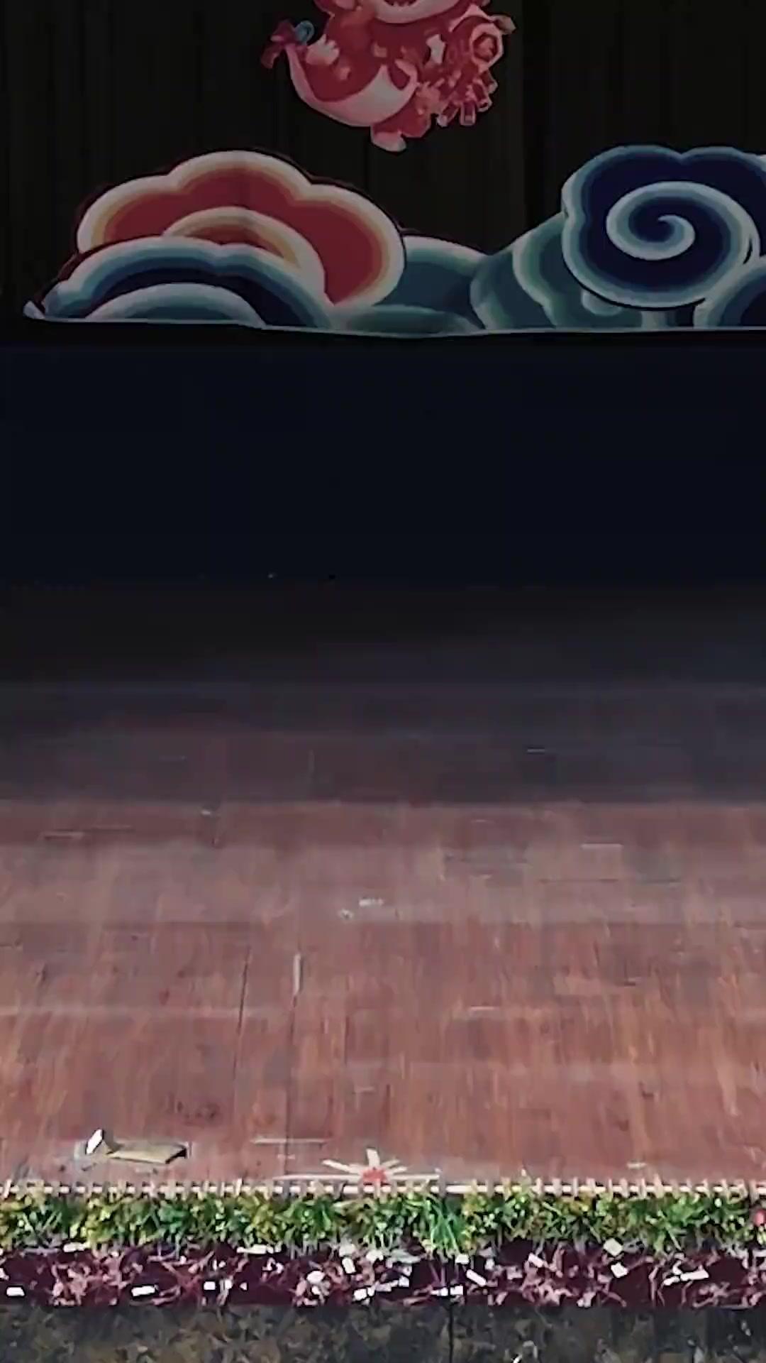 (Doblado)El último smash