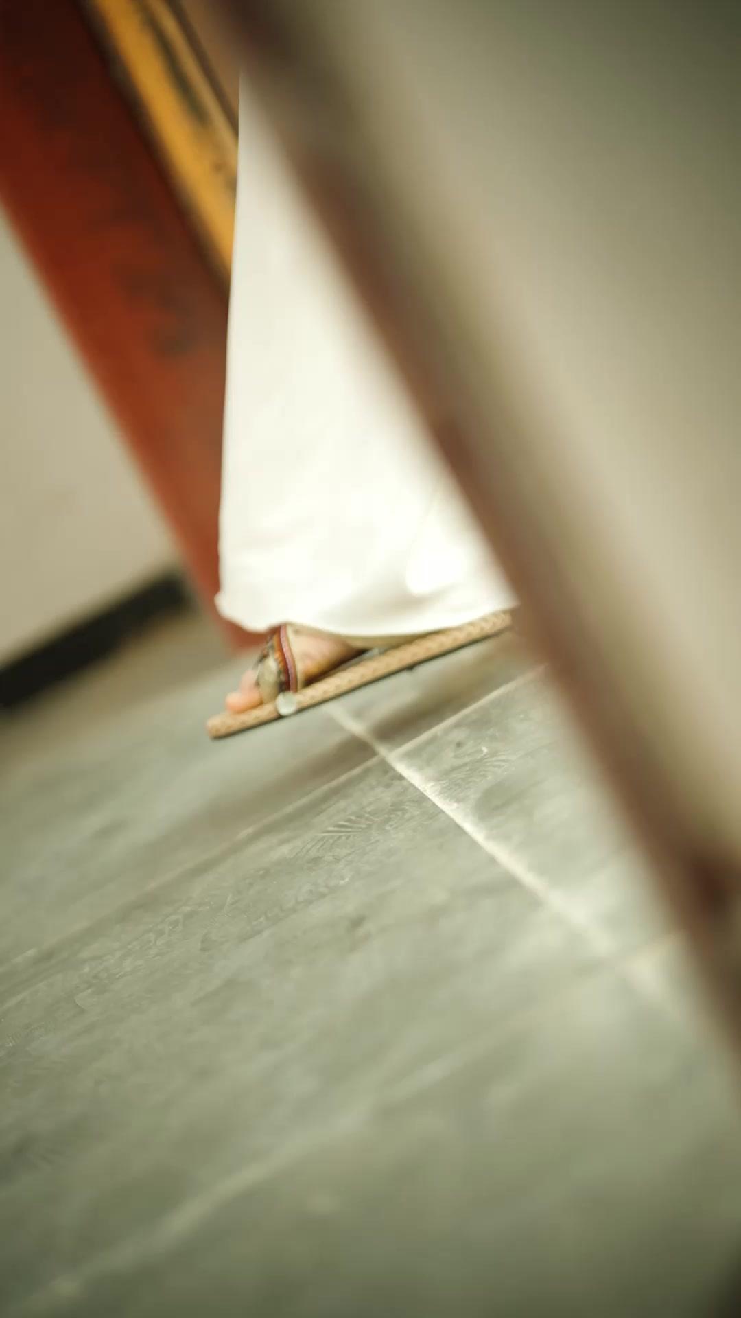 FLEUR DÉCHUE, ÂME EN COLÈRE