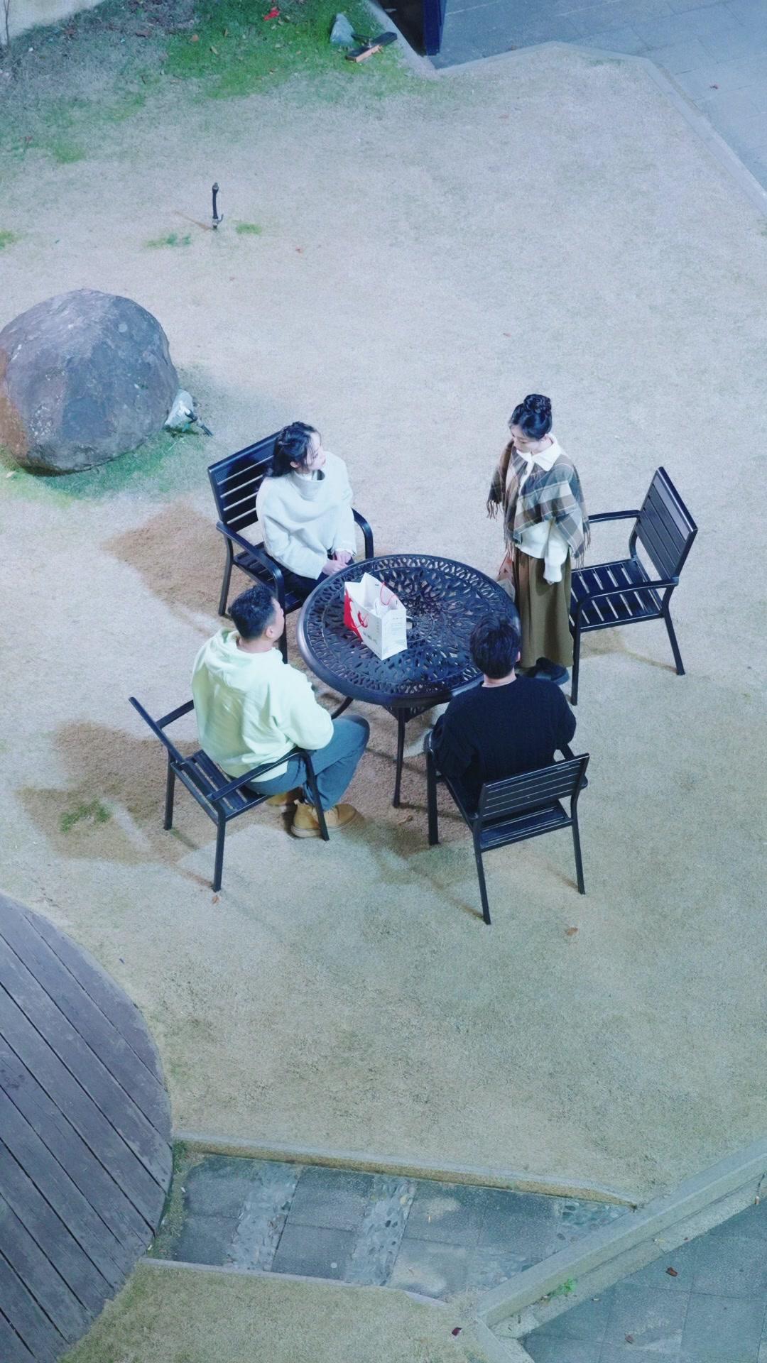 Ceraikan Aku, Cintaku