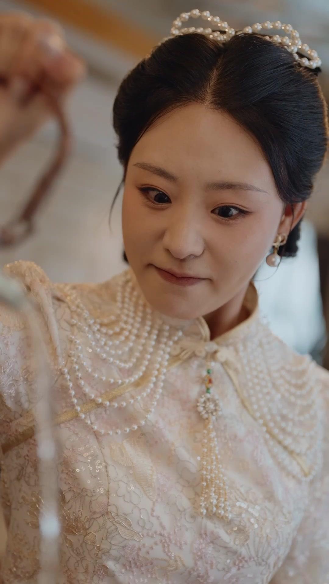 RENAÎTRE DANS LES BRAS DU COMMANDANT