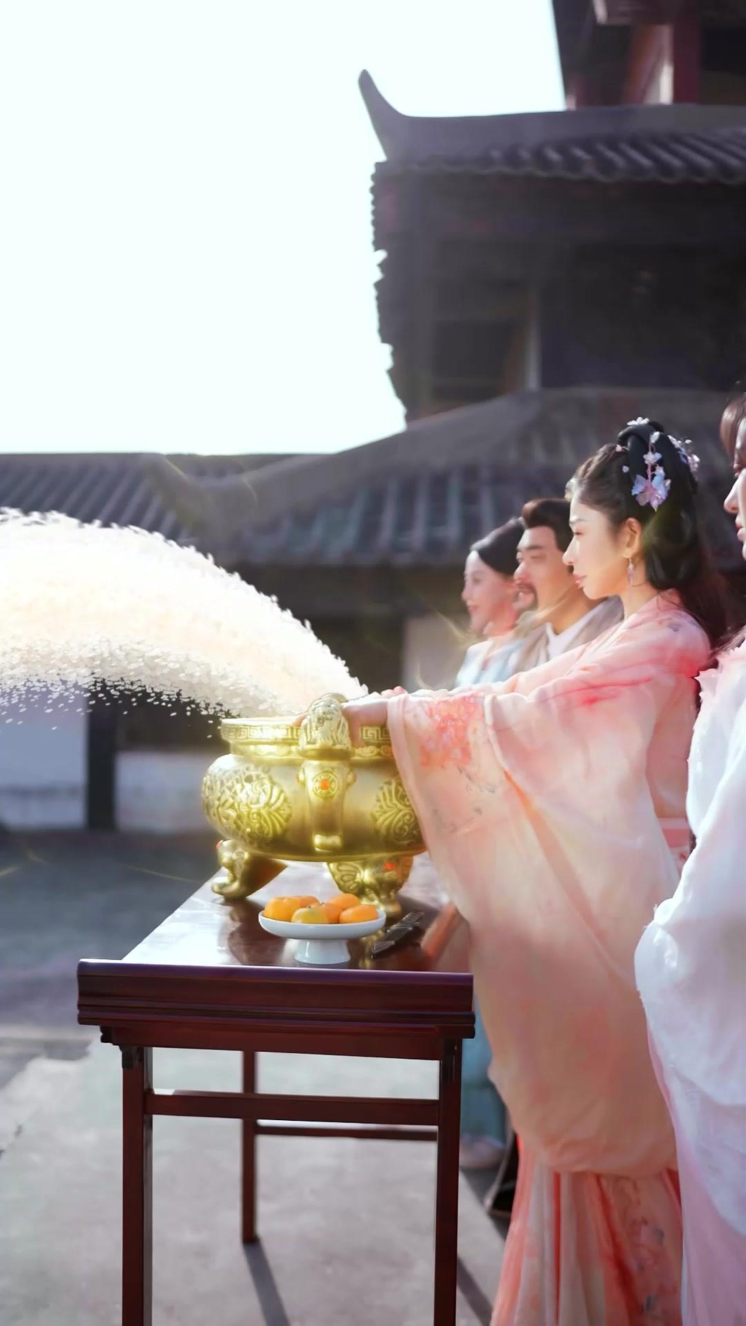 Il Trono di Sangue e Riso