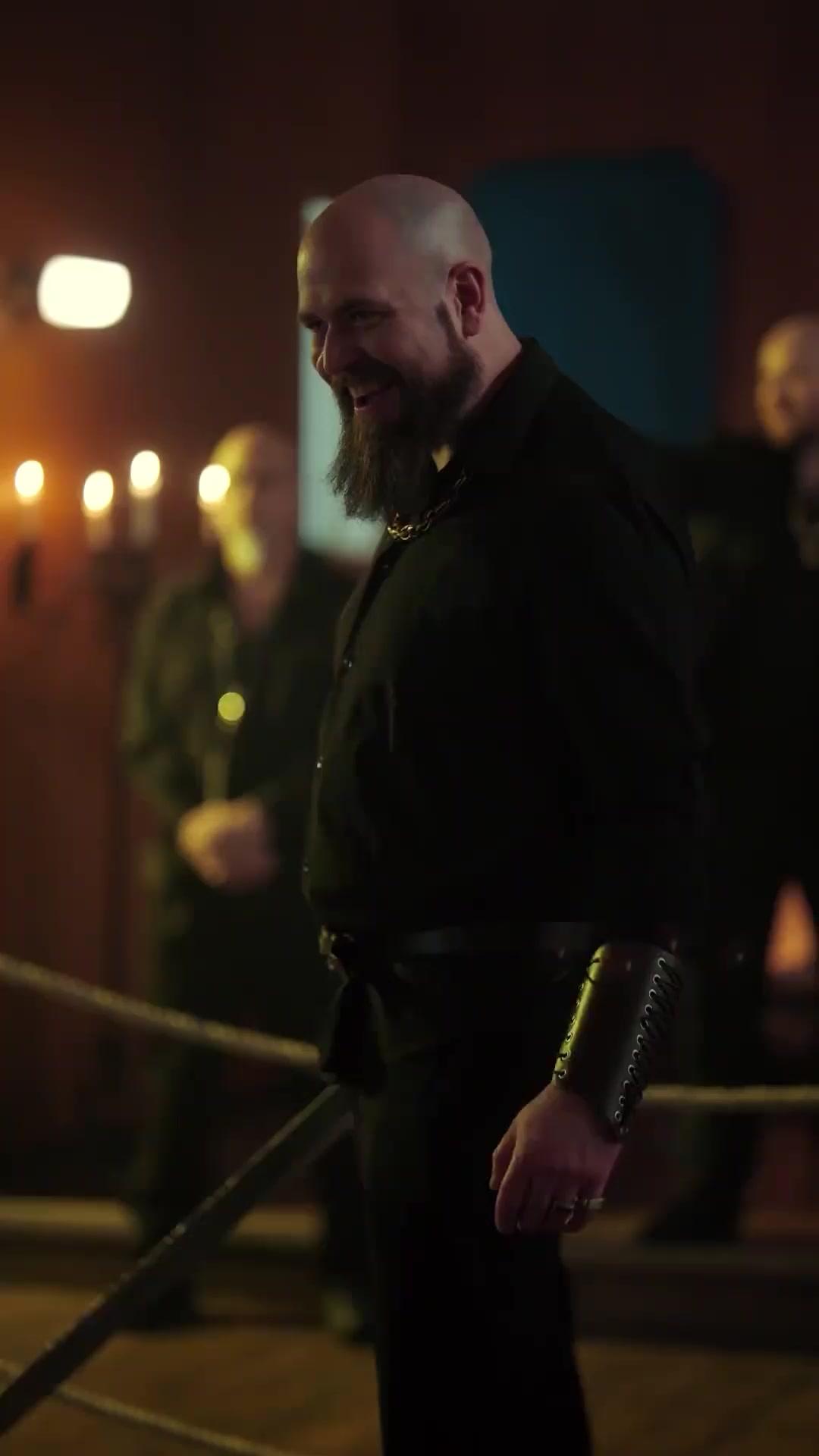 (Doblaje) La trampa de George en la coronación