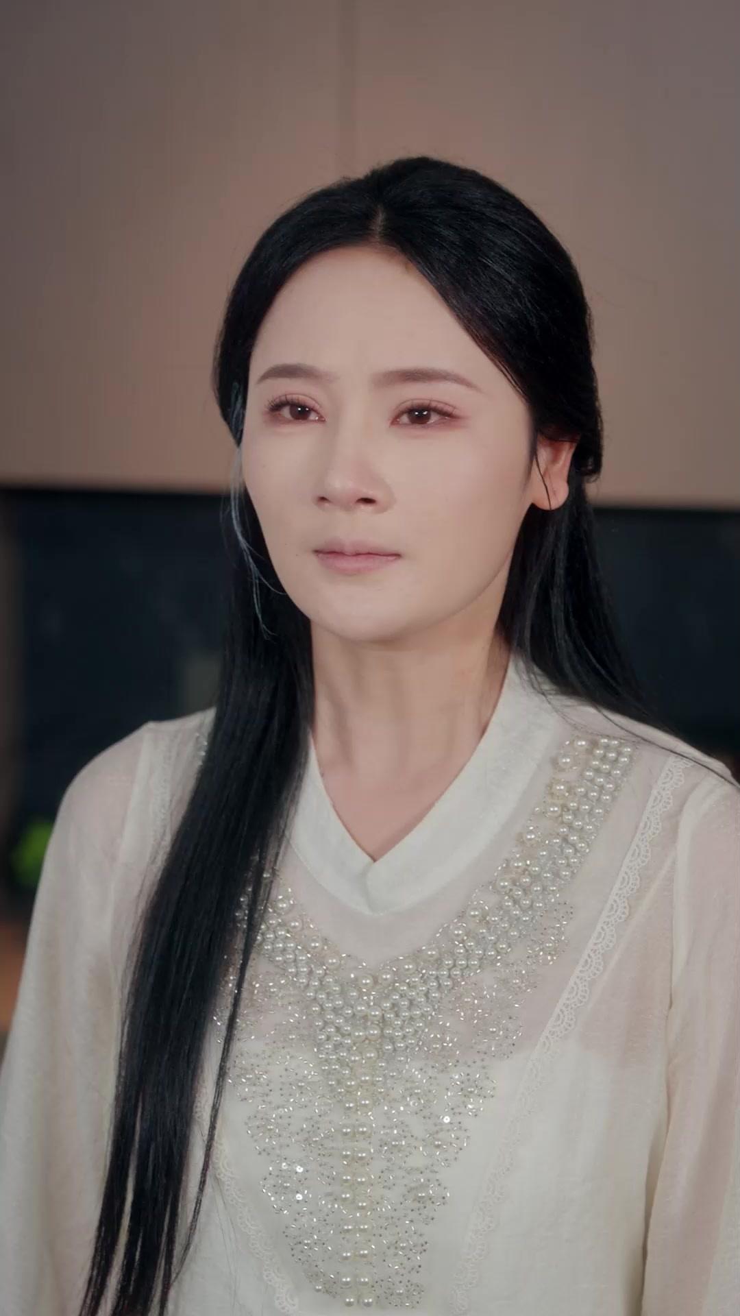 Bye, Crying Ex. Hi, Shining Life