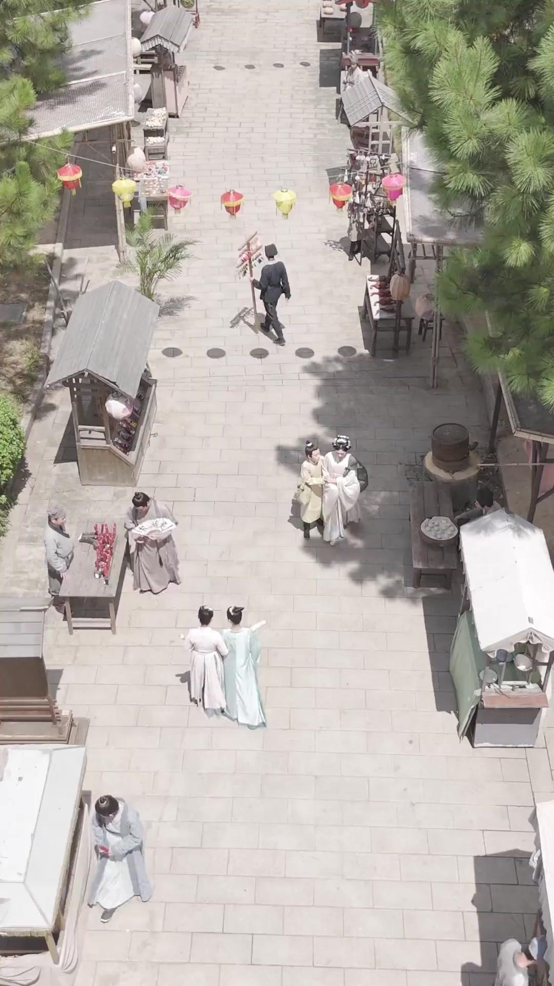 De Volta, Imperatriz Amnésica!