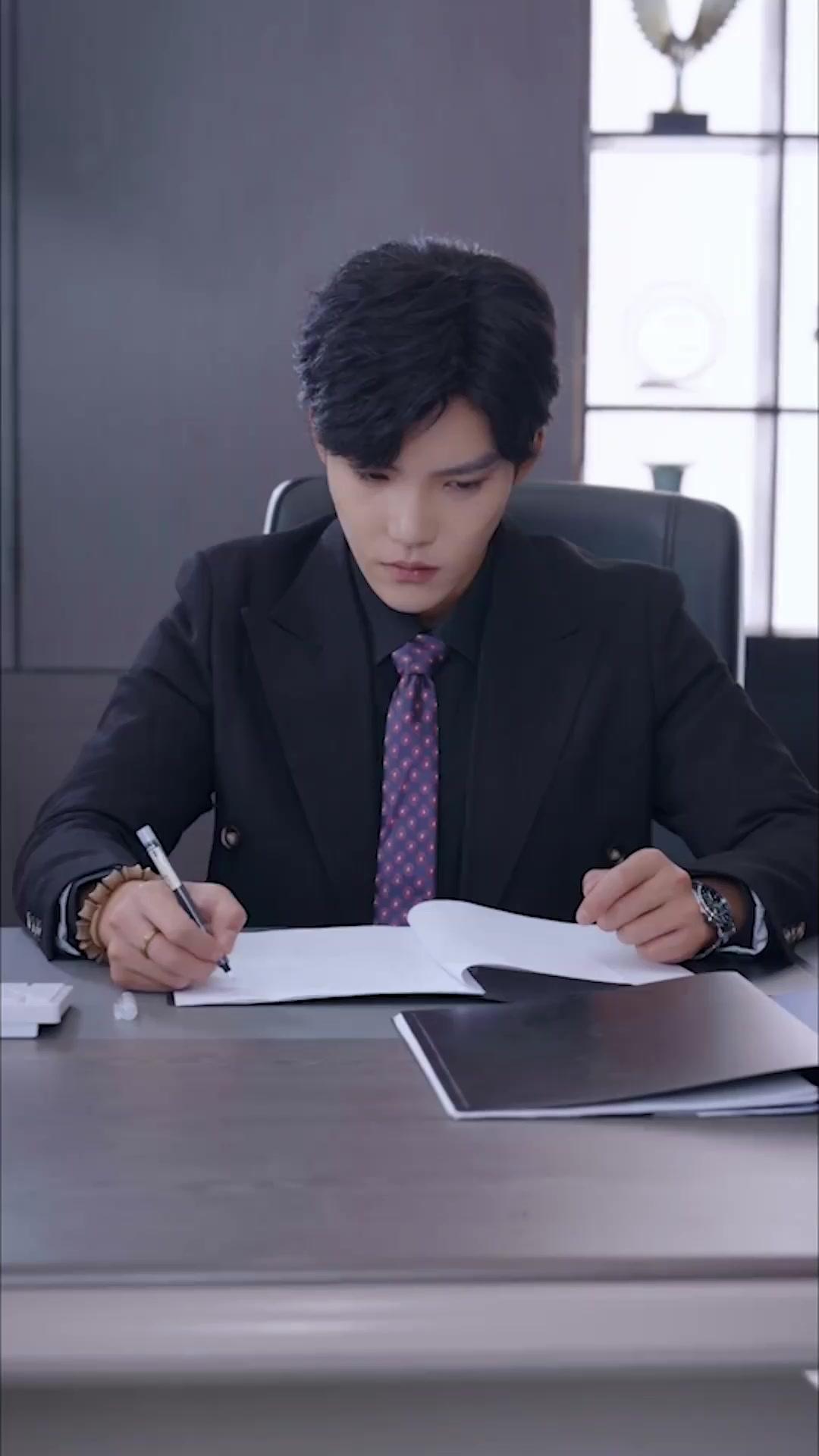 Fingiendo amnesia, atrapé un riquezón