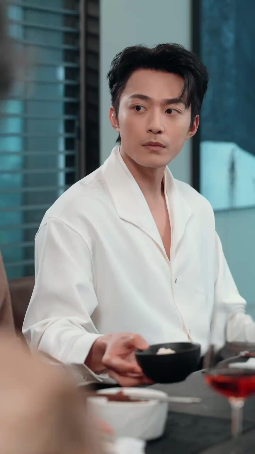 결혼 후에야 시작된 열애