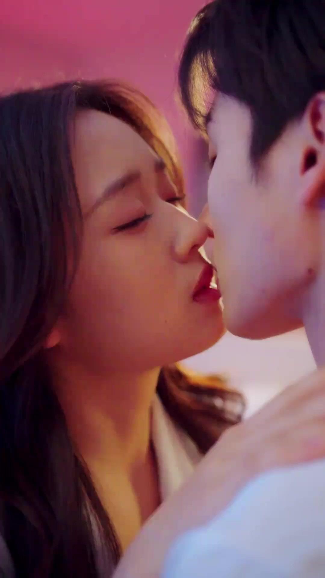 (吹き替え) 恋は愛人契約から始まる