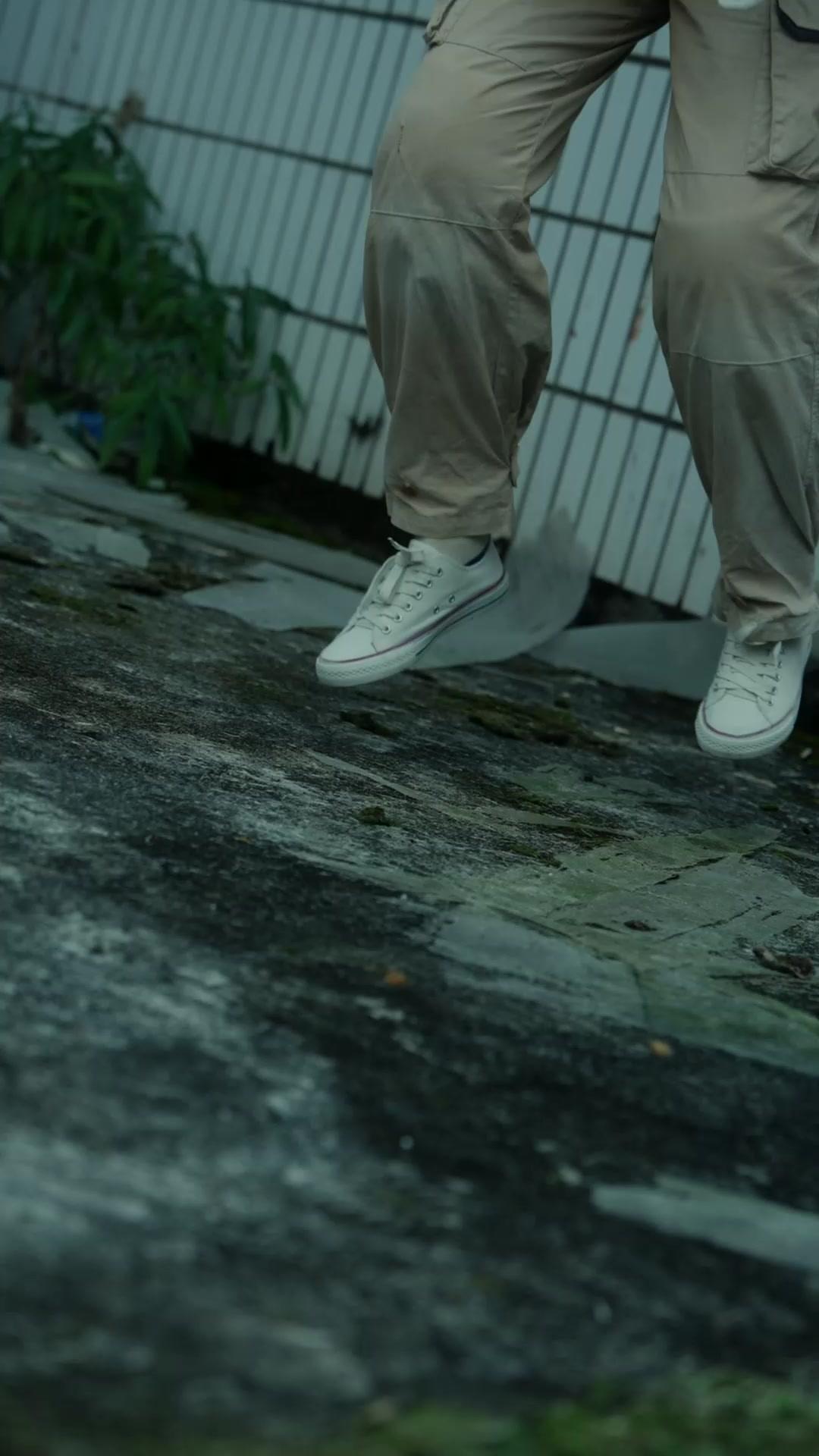 แฝงตัวล่าแก๊งทรชน