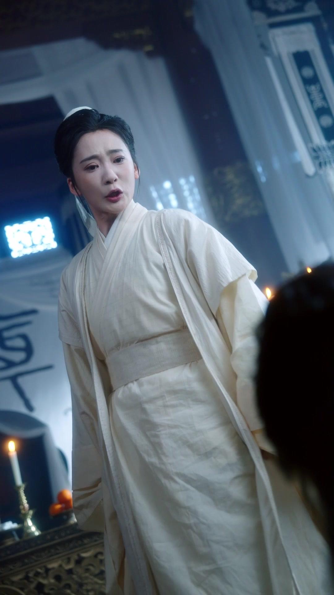 Back Off! I'm the Empress!