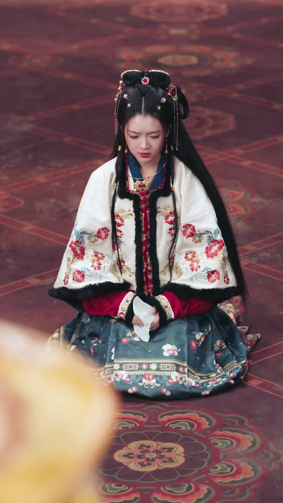 Bỏ Thái Tử Gả Hoàng Thúc