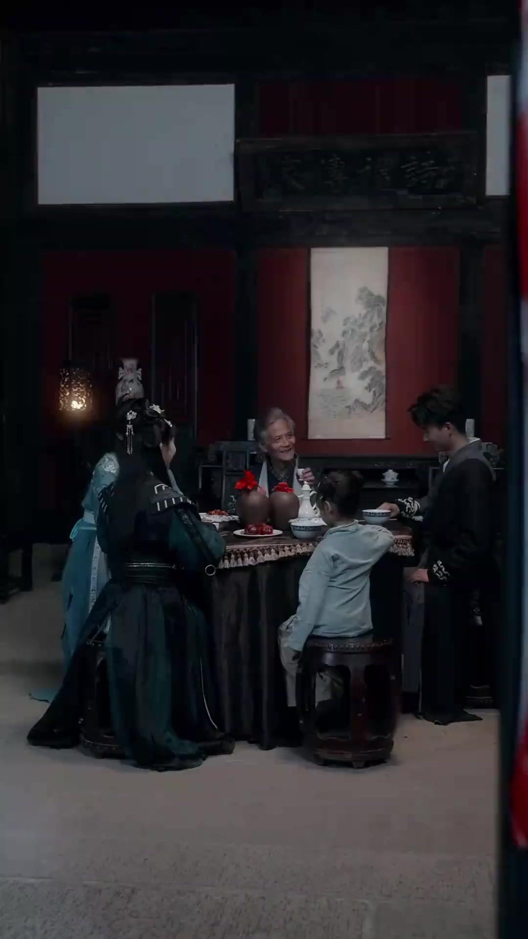 (Doblado)Honor bajo la sombra