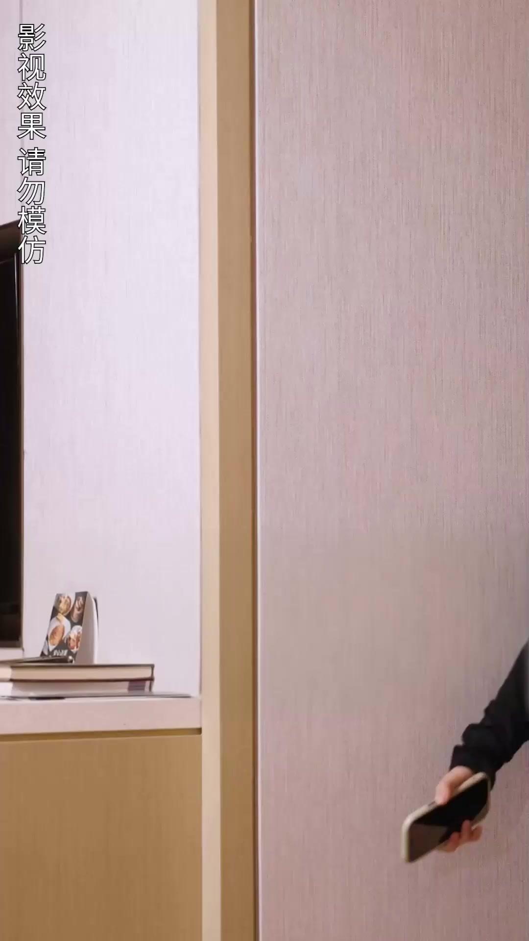 Setelah Putus, Aku Jadi Kekasih Pamannya