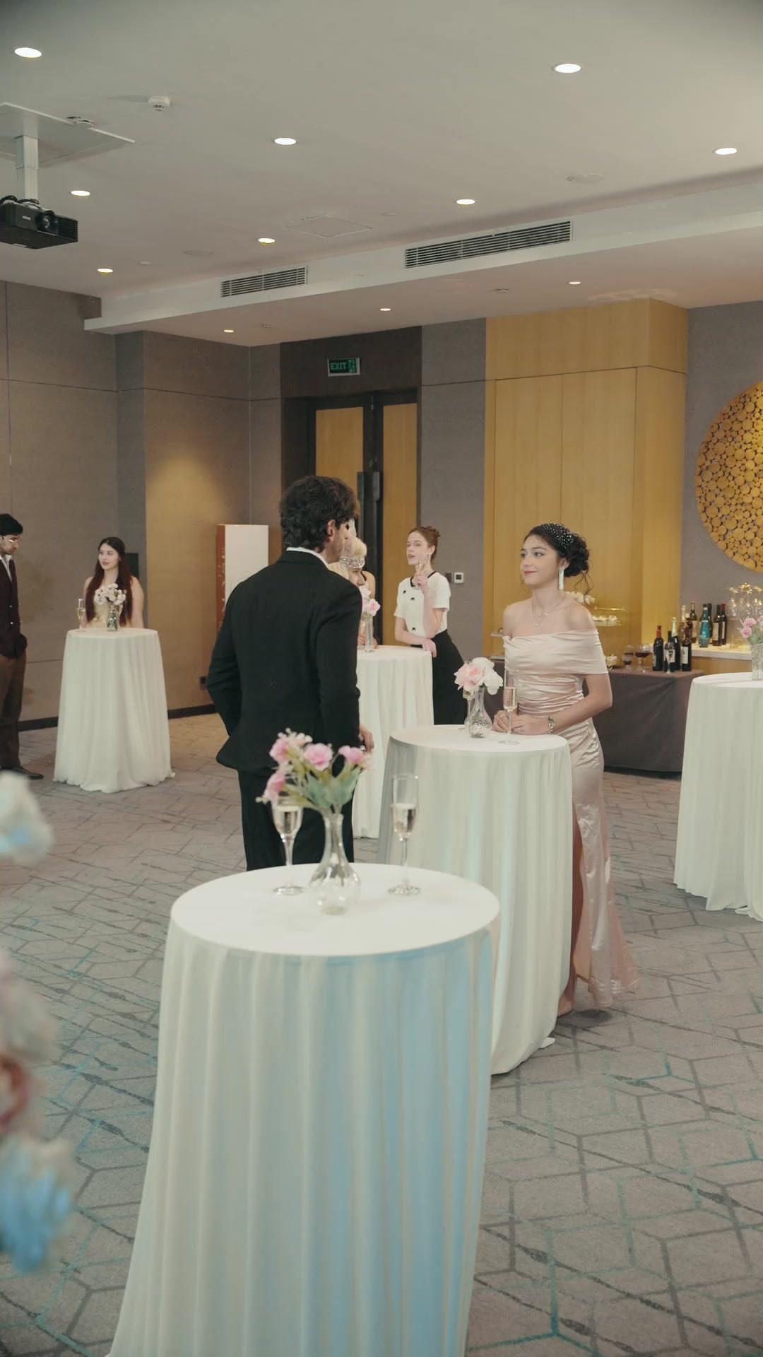 A Mistake at Sea: The Evil Bride Crossed the Billionaire Madam