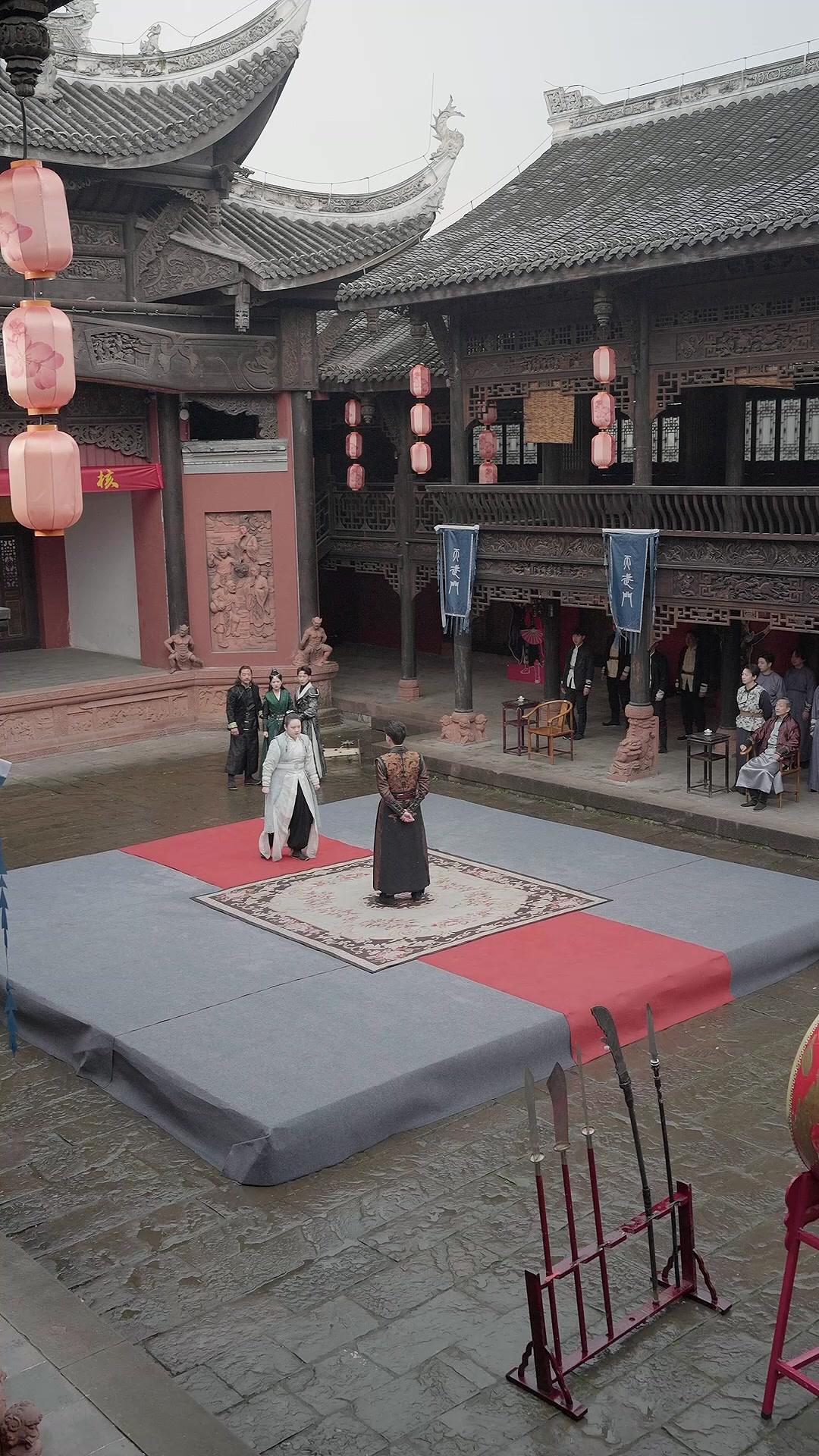 คุณหนูจอมอ้วน สะเทือนยุทธภพ