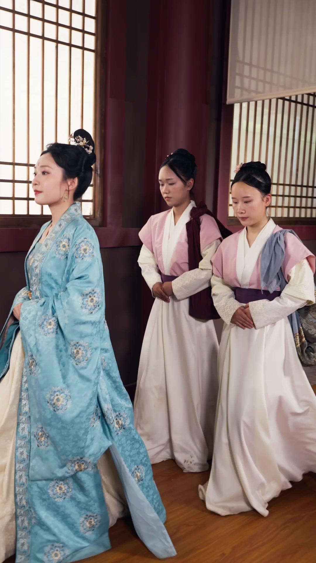 Los encantos de la consorte