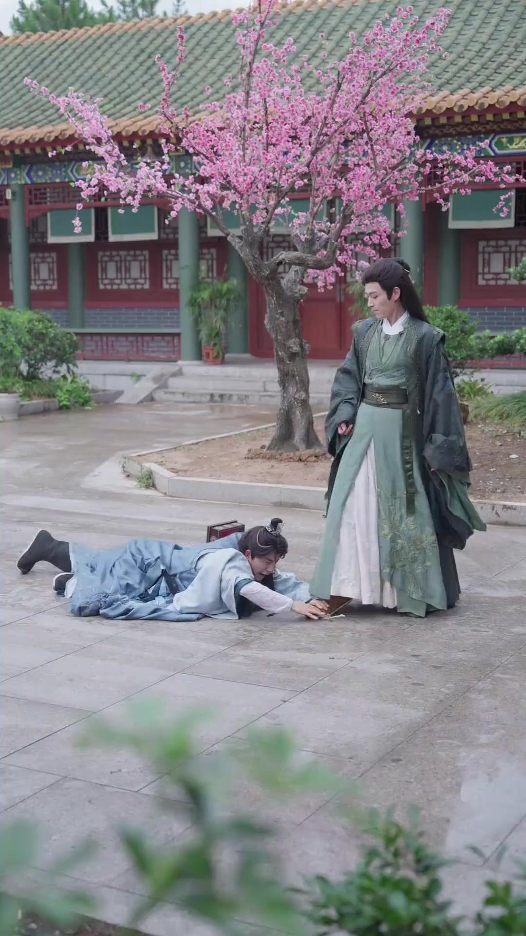 أطياف عشق تجمدت في الثلج