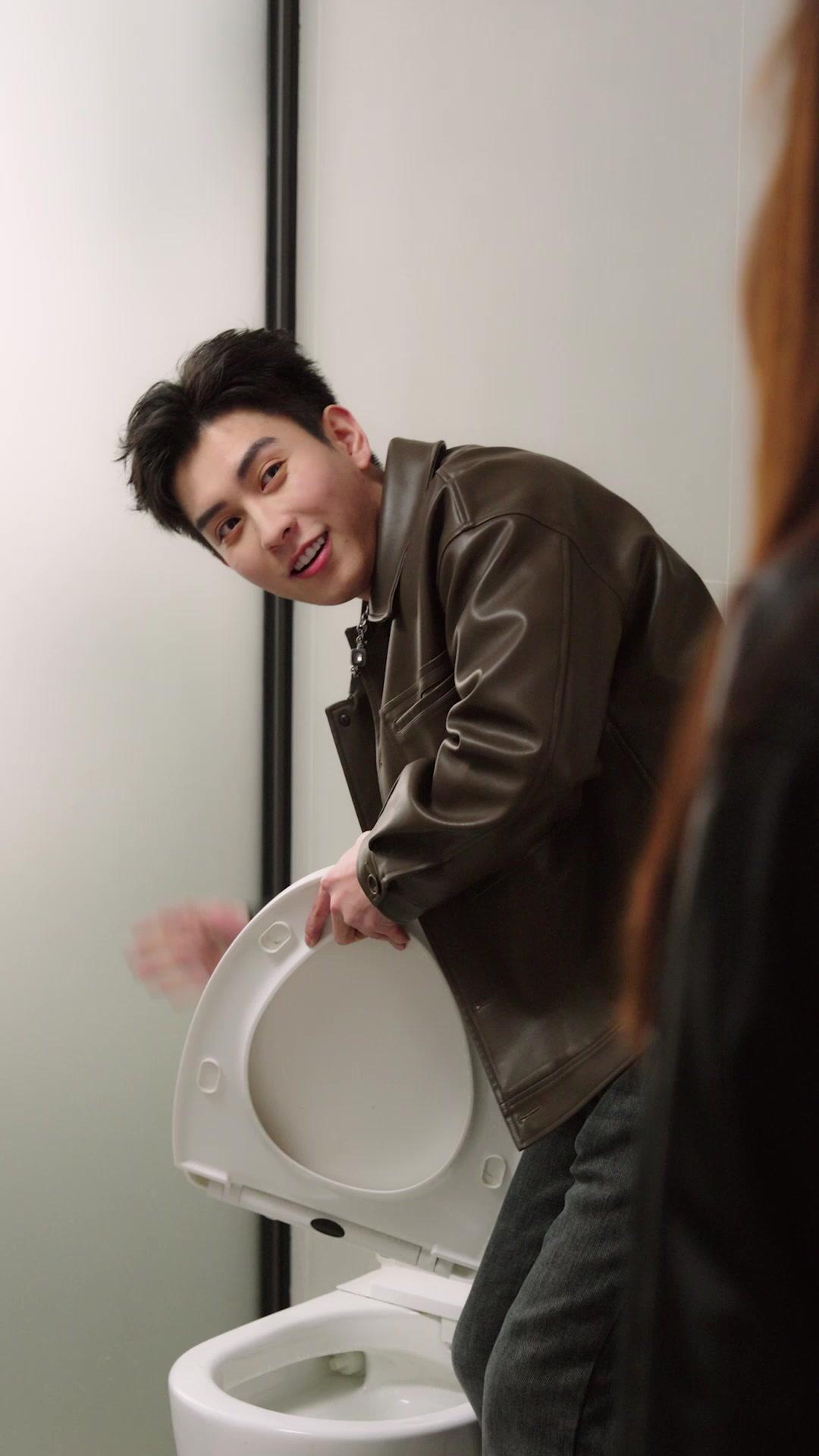 Terlalu Memanjakannya