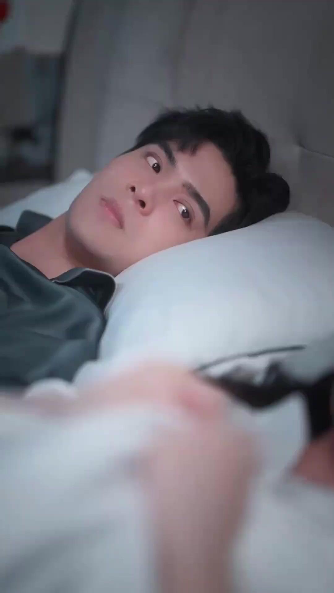 แกล้งจุ๊บจนหย่าไม่ลง