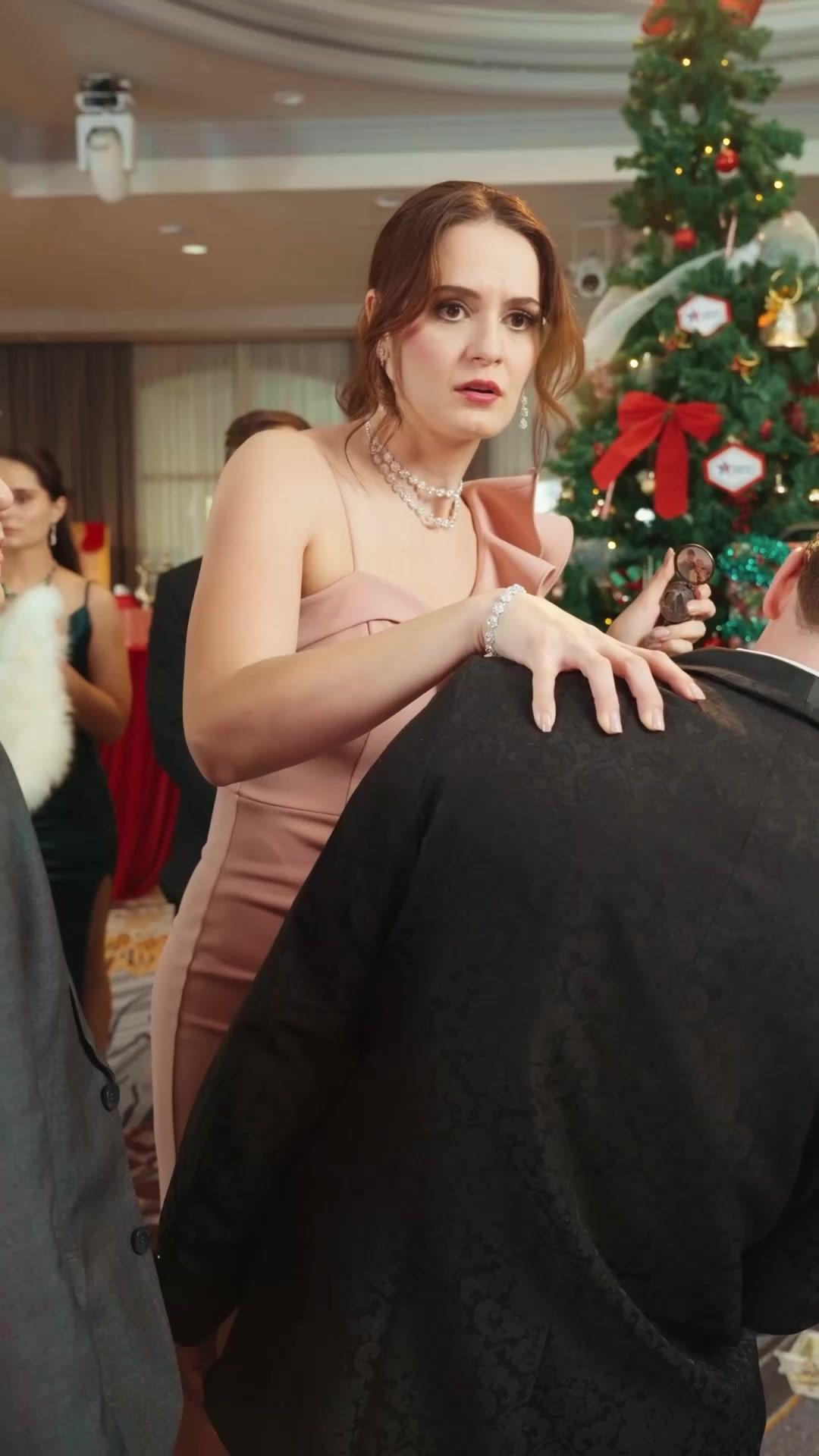  Love, Lies, and Christmas Surprise