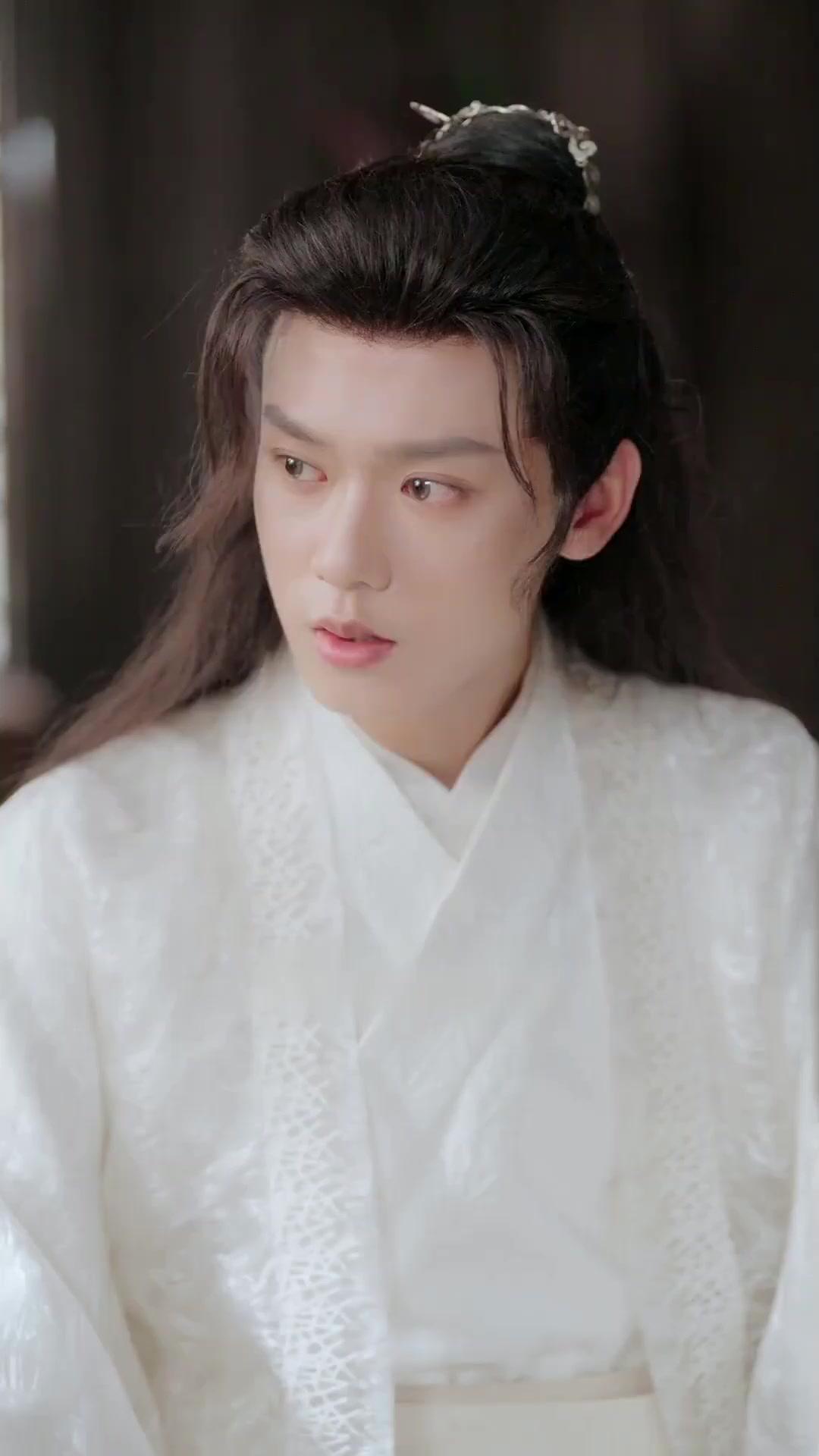 왕을 품은 여인