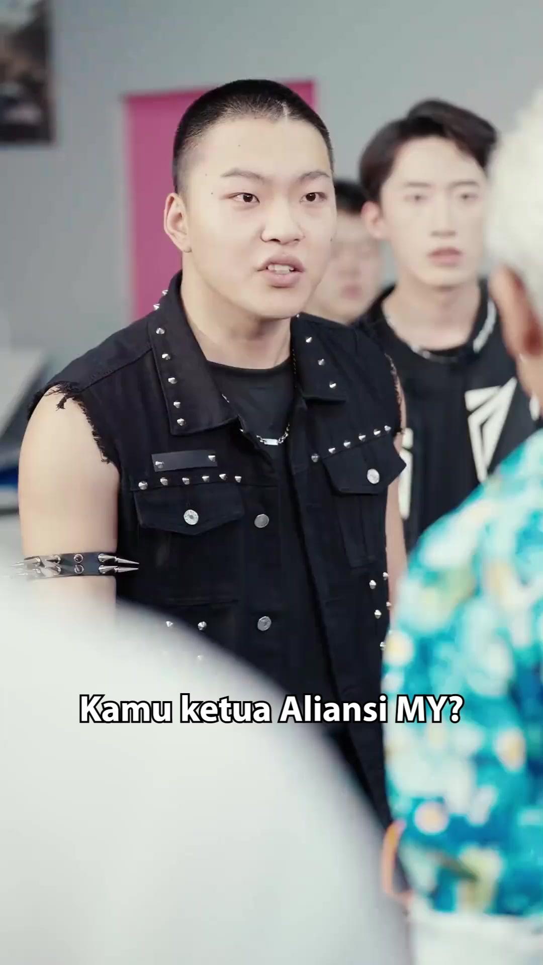 (Sulih suara) Ayahku Dewa Balap