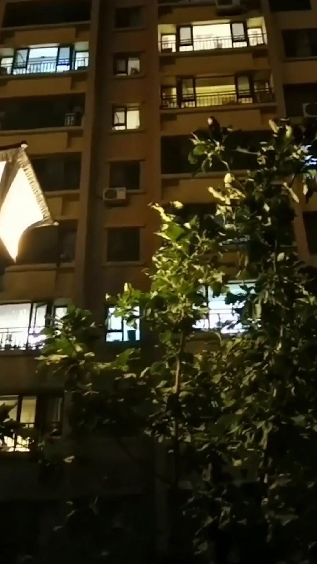 Kalbim Yanlış Kişide