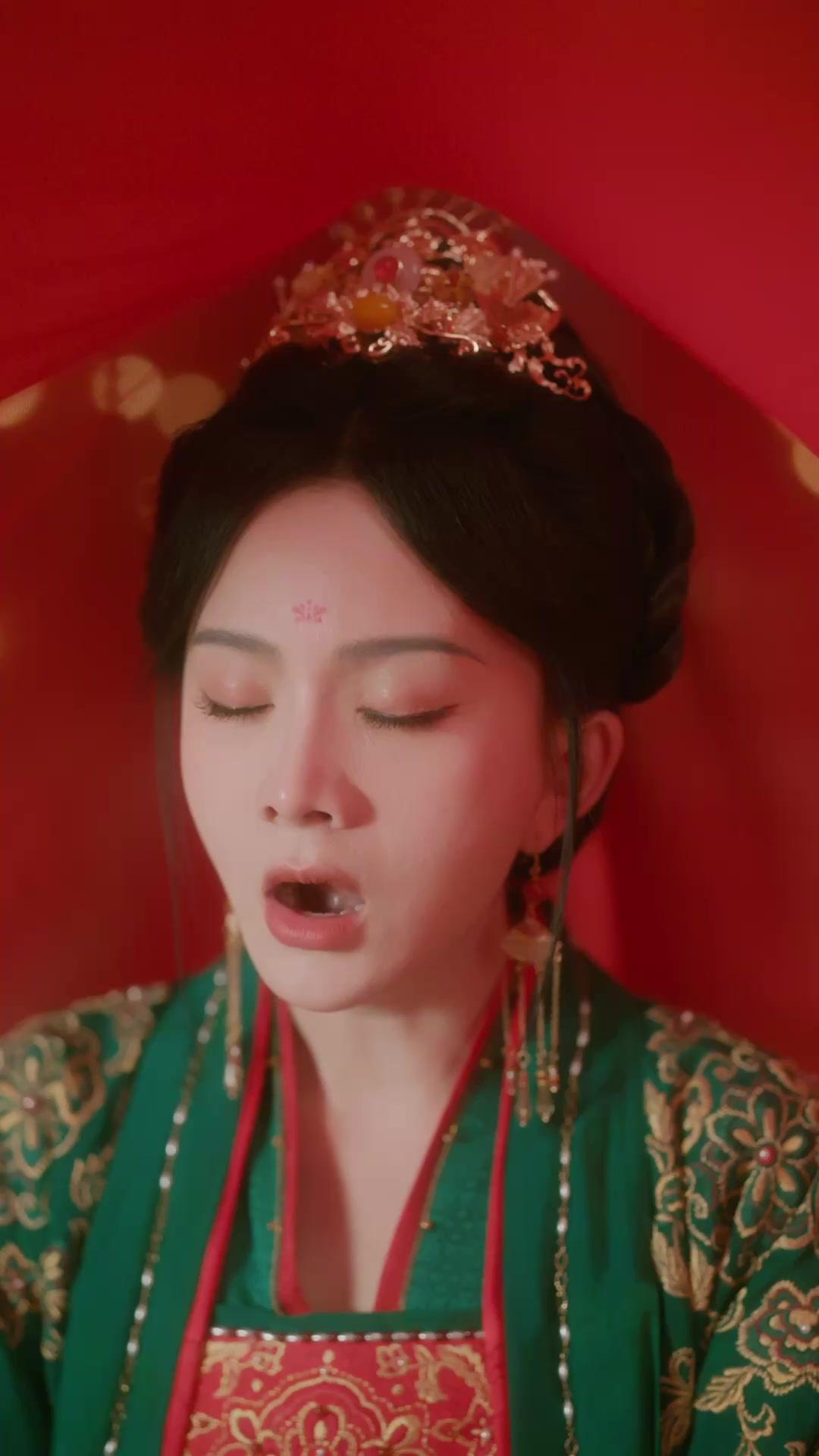 Scoppia il Caos a Corte