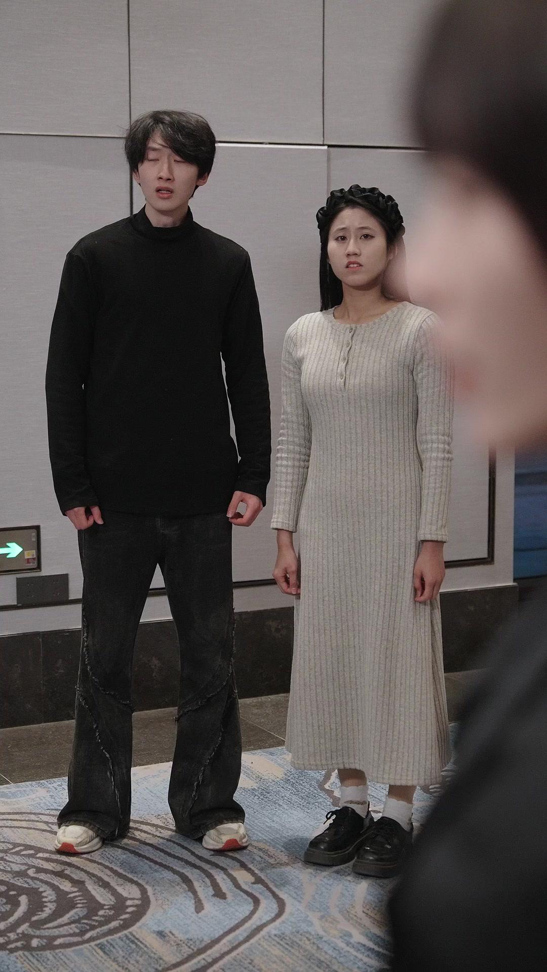 Ratu Benang Tersembunyi